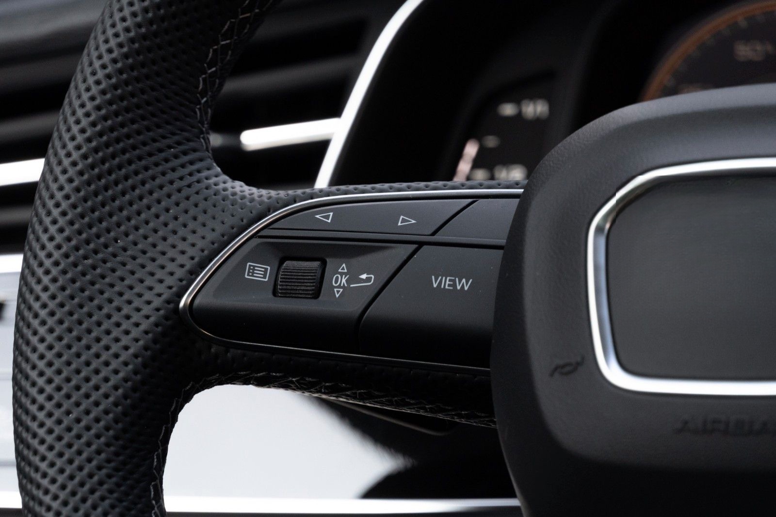 Audi Q8 60 TFSIe SLINE.MATRIX.LUFTF.PANO.HUD.LHZ.AHK foto 17