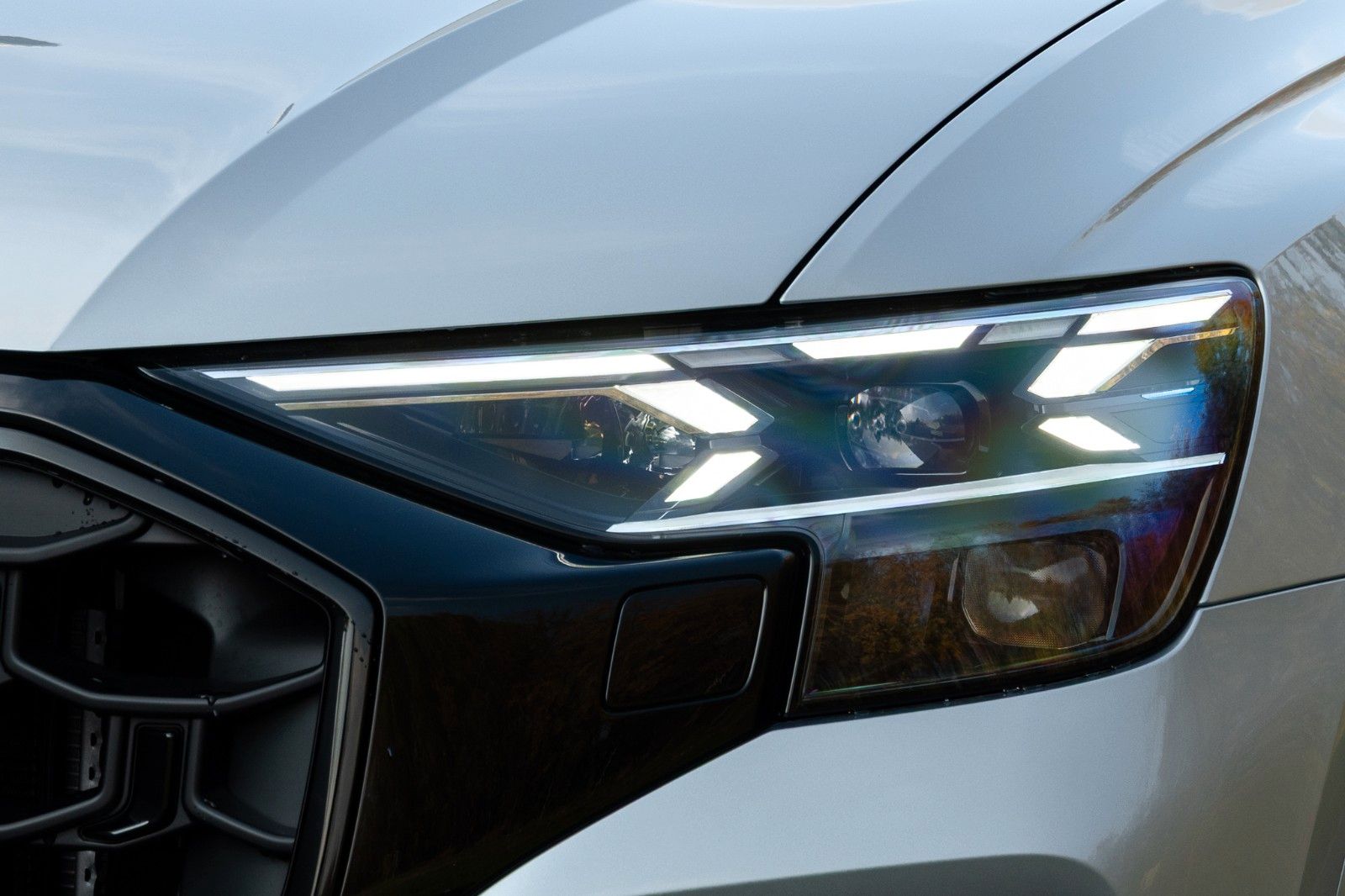 Audi Q8 60 TFSIe SLINE.MATRIX.LUFTF.PANO.HUD.LHZ.AHK foto 8