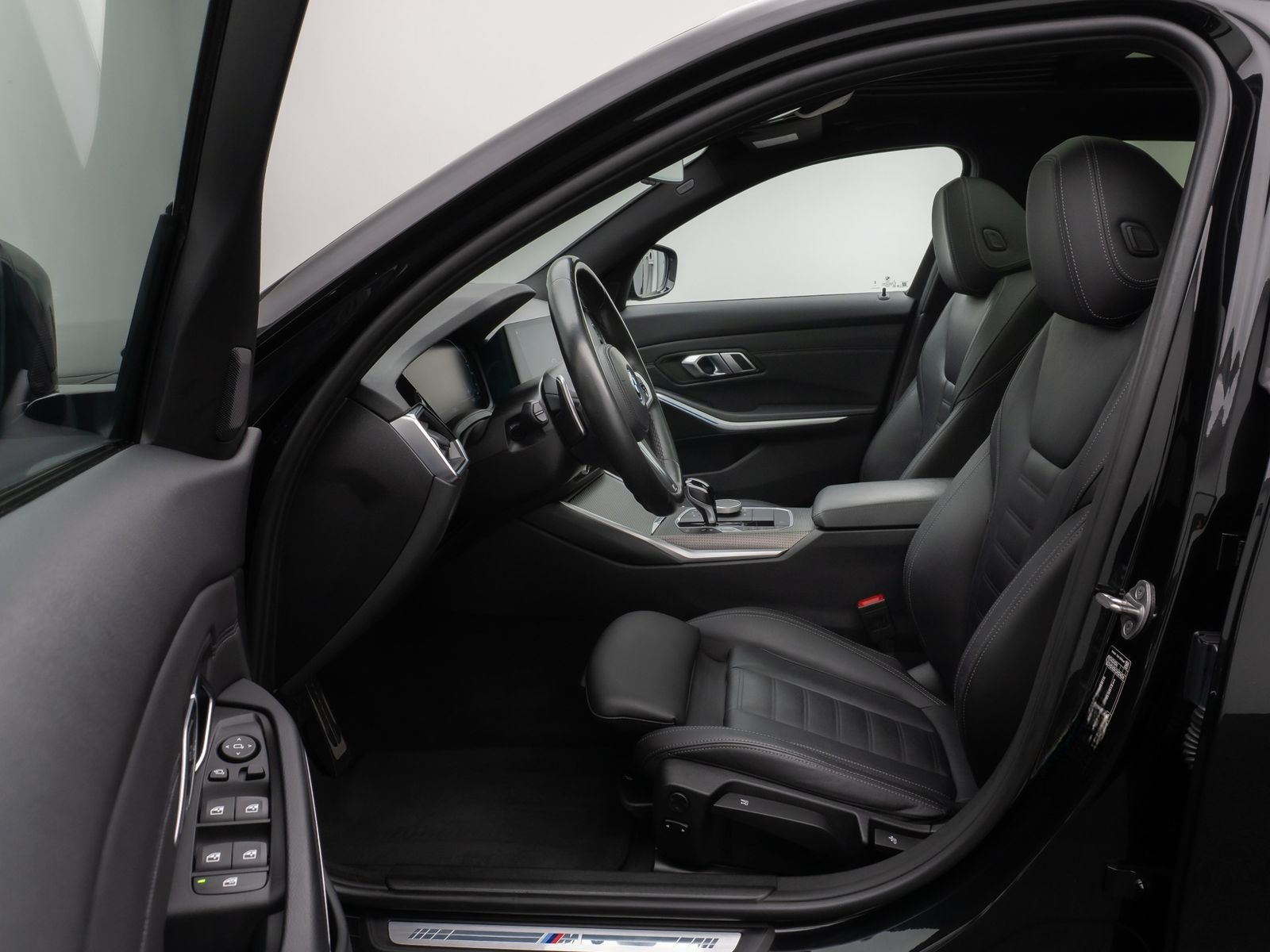 BMW 330e M Sport Panorama Laser Kamera HUD DAB HiFi foto 20