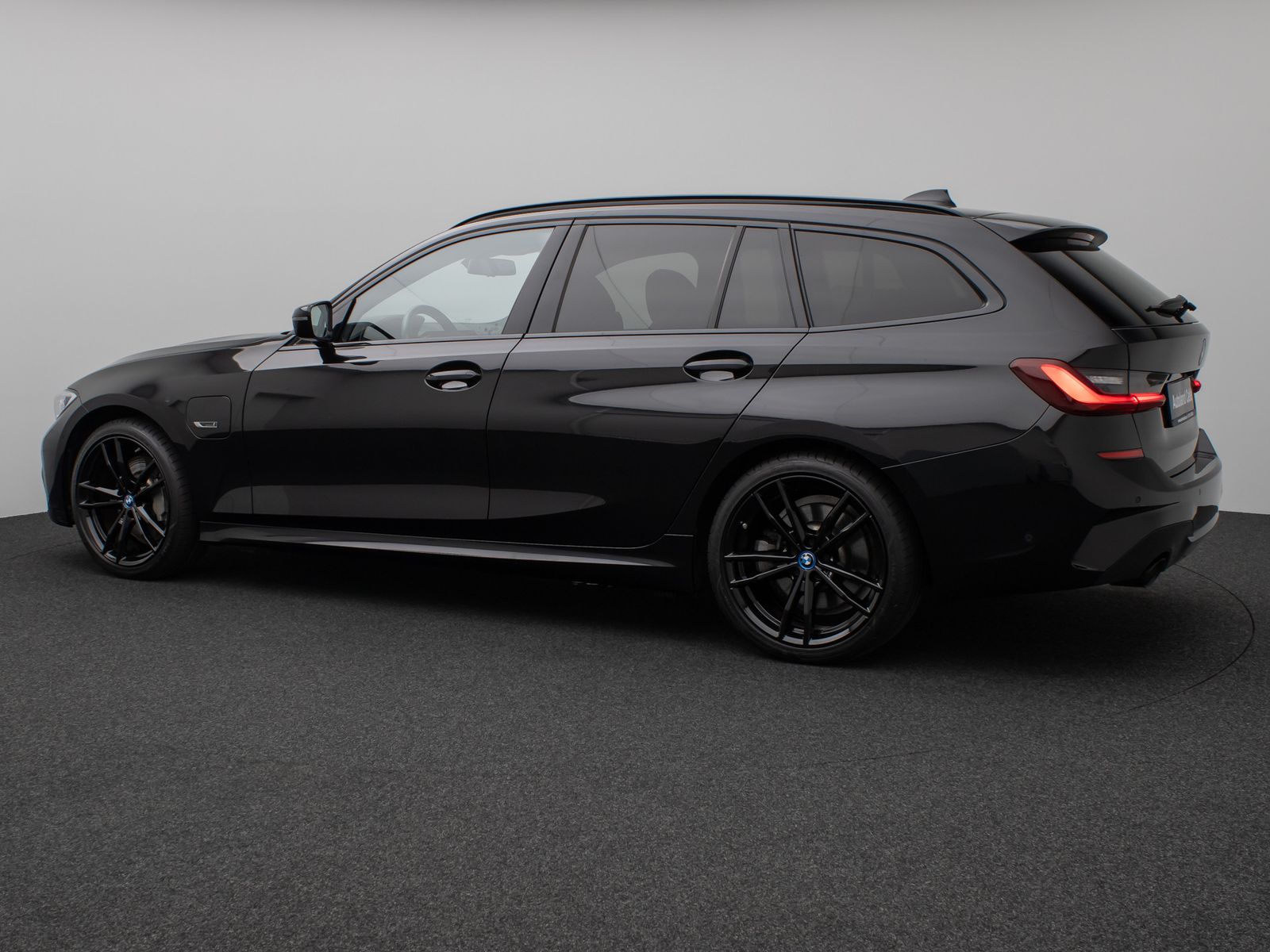 BMW 330e M Sport Panorama Laser Kamera HUD DAB HiFi foto 10