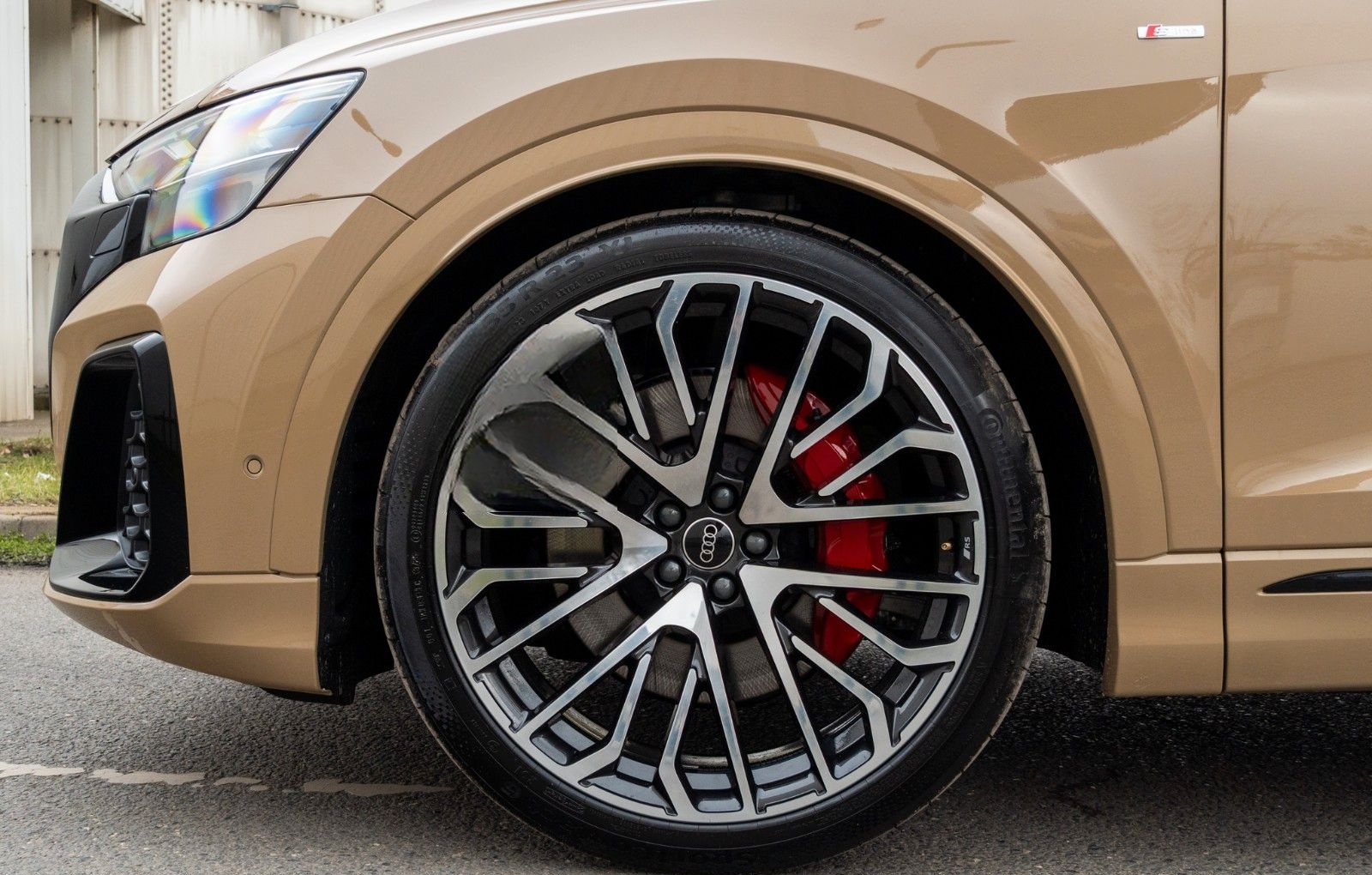 Audi Q8 60 TFSIe SLINE.MATRIX.LUFTFE.SOFTC.PANO.AHK foto 9