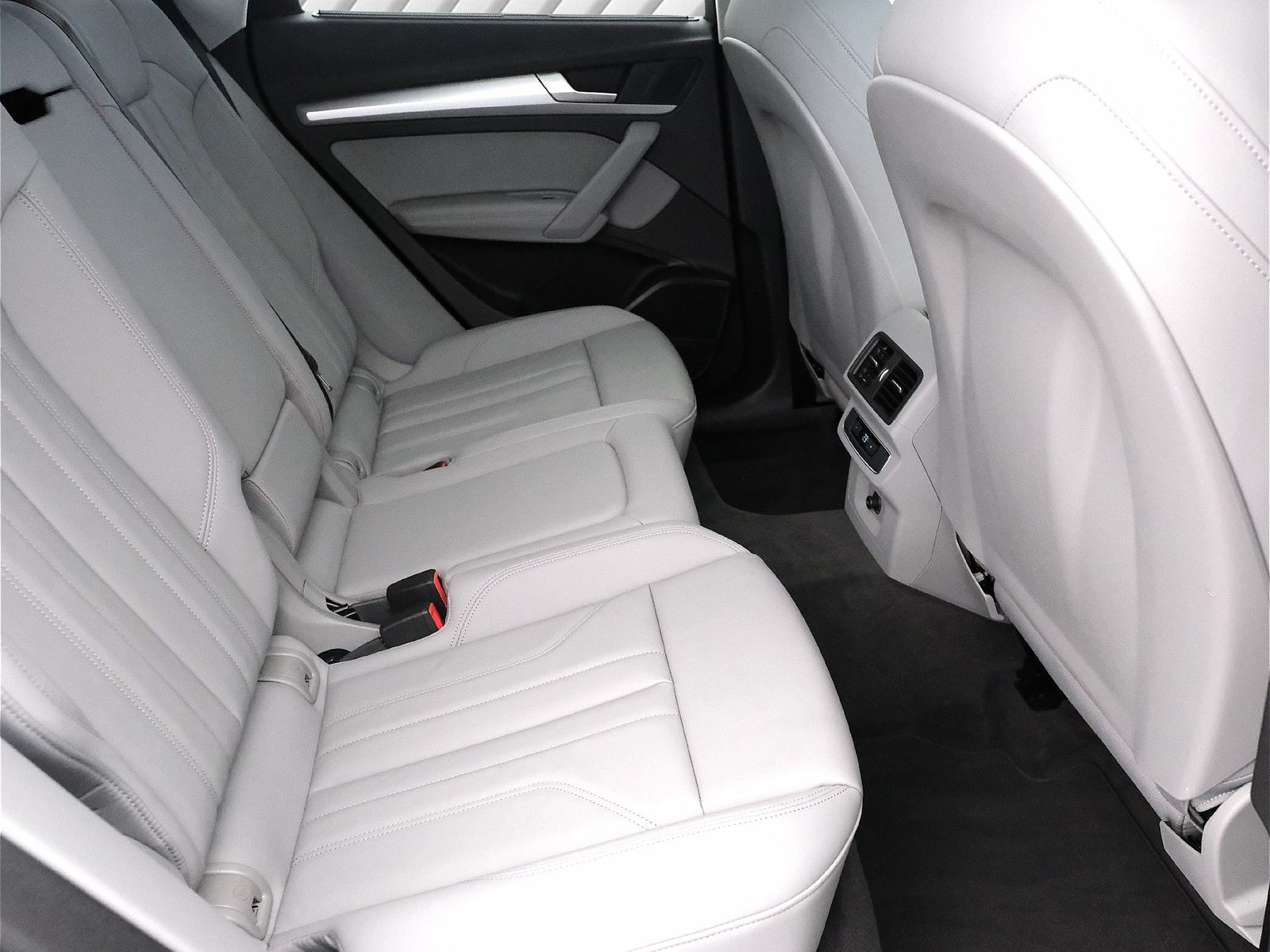 Audi Q5 Sportback 50 TFSI e quattro S line PANO NAVI foto 11