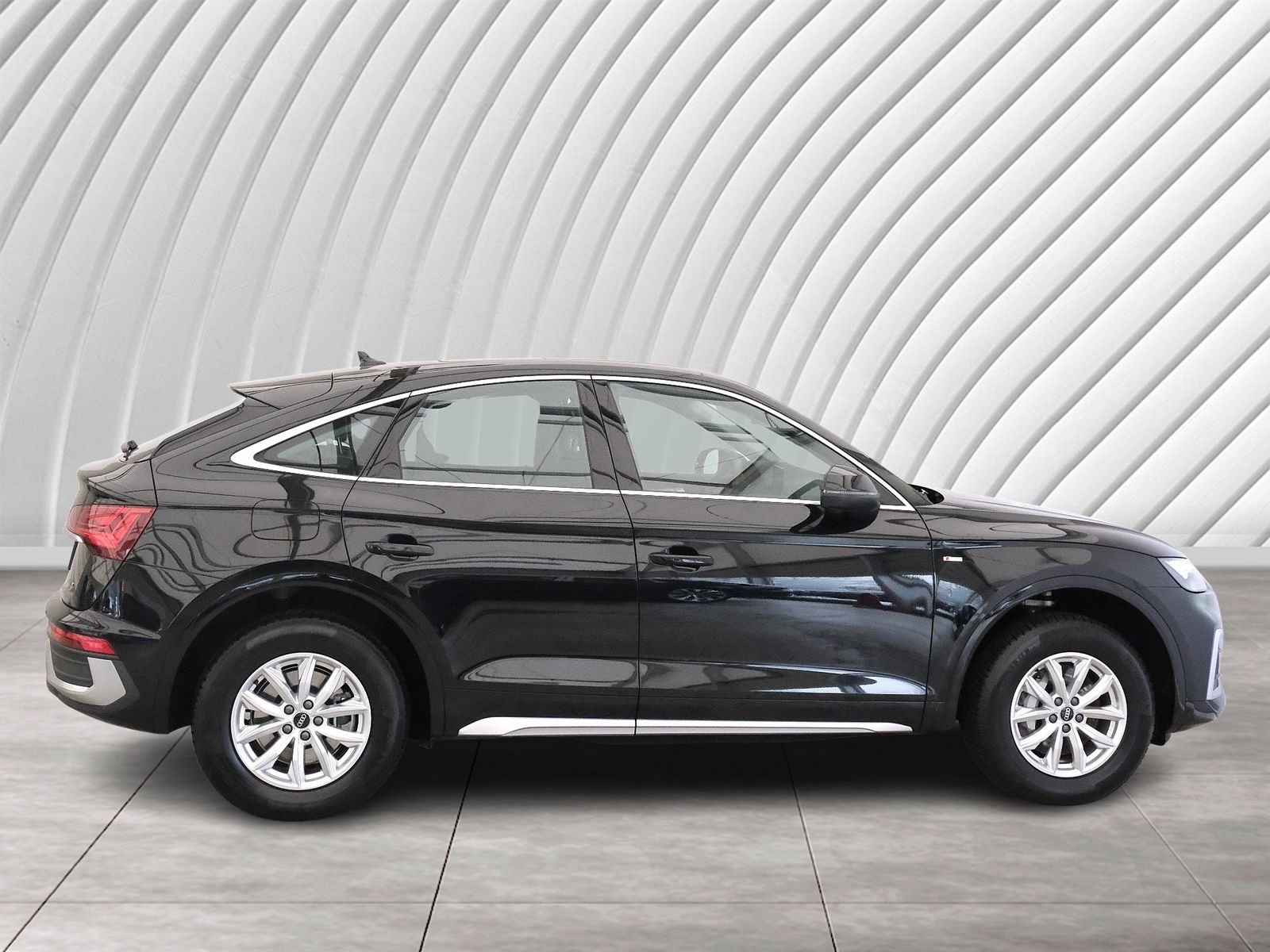 Audi Q5 Sportback 50 TFSI e quattro S line PANO NAVI foto 4