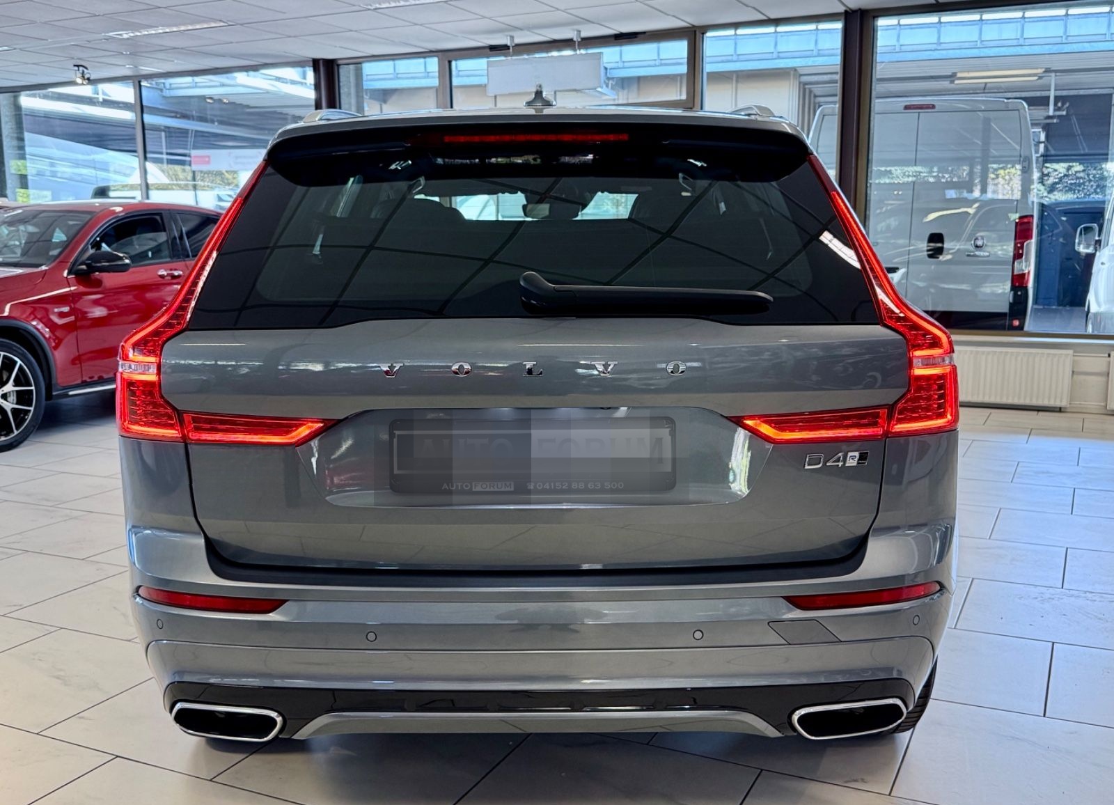 Volvo XC60 2.0 D4 AWD R-DESIGN MASSAGE HEAD-UP HARMAN foto 11