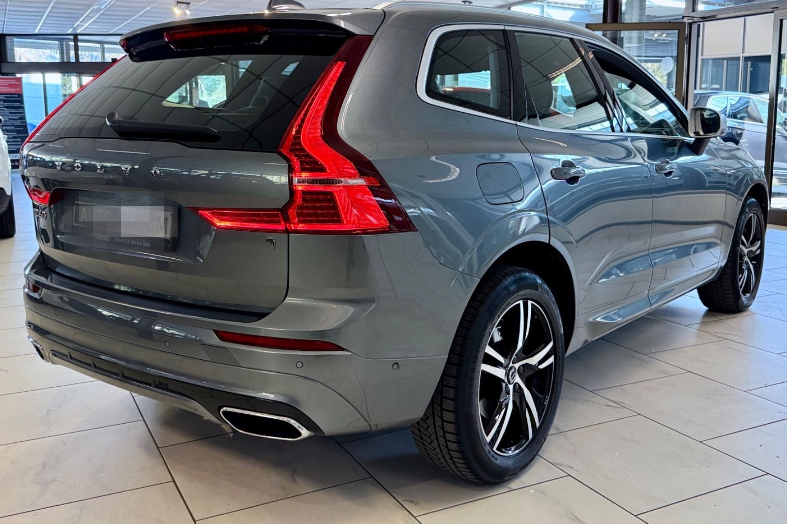 Volvo XC60 2.0 D4 AWD R-DESIGN MASSAGE HEAD-UP HARMAN foto 15