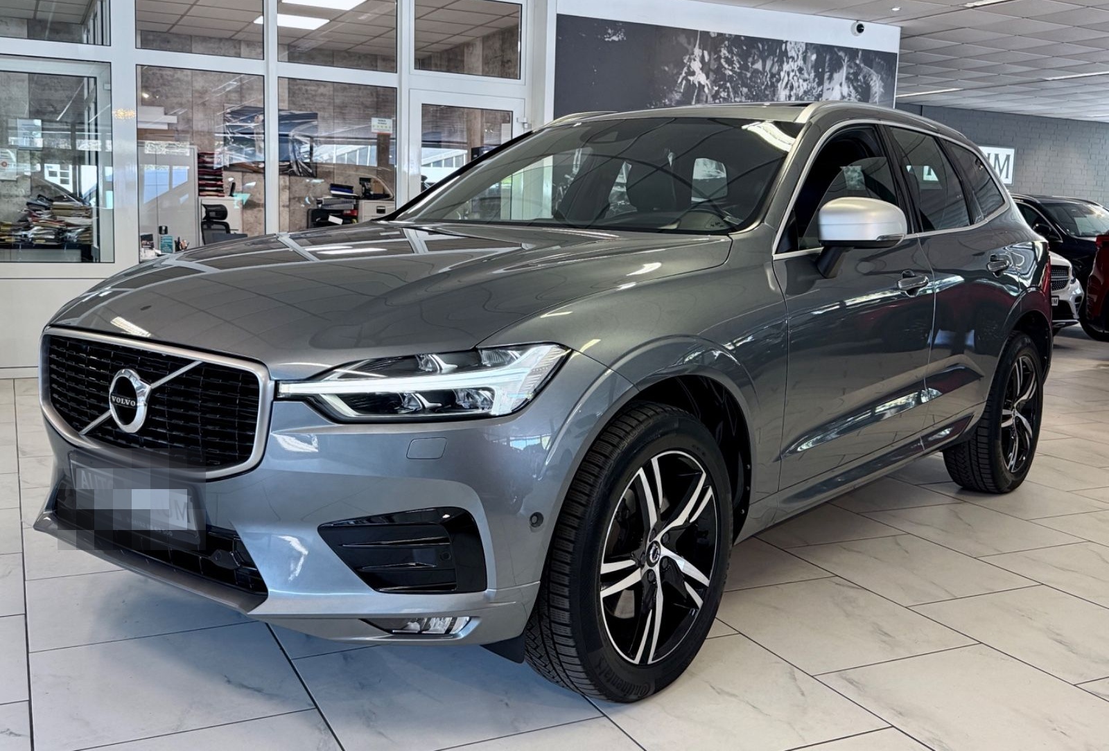 Volvo XC60 2.0 D4 AWD R-DESIGN MASSAGE HEAD-UP HARMAN foto 6