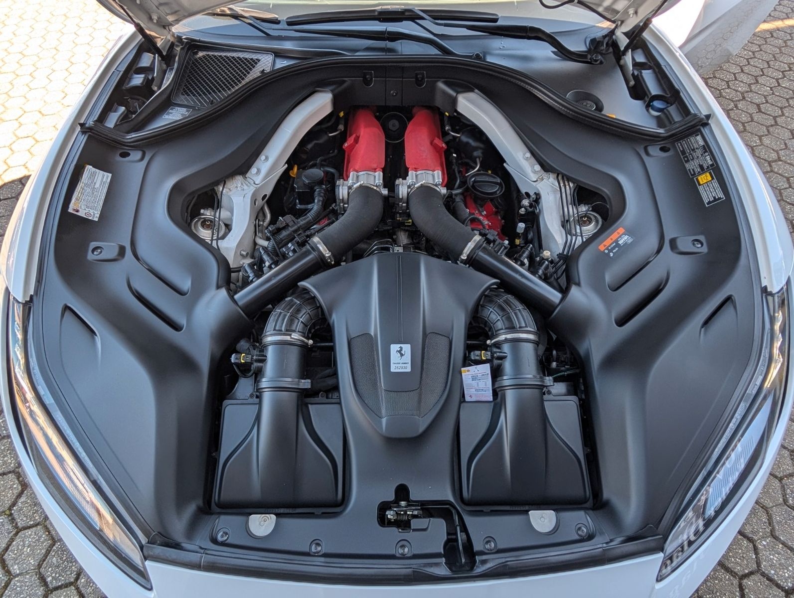 Ferrari Portofino F15 Garan./1.Hand/360°/CARBON/KERAMIK foto 22