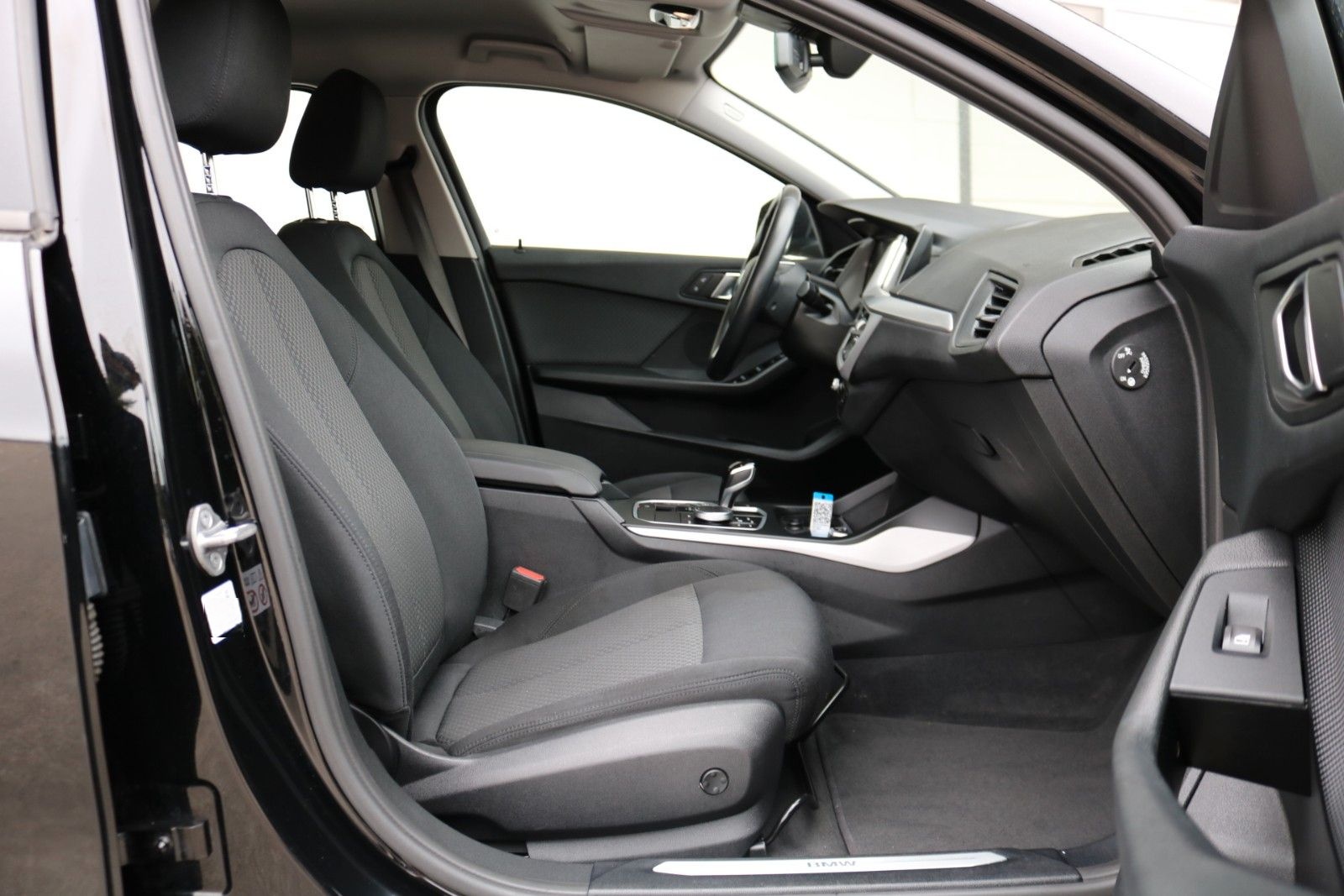 BMW 118d Automatik*Advantage*Navi.*LED*(PDC)* foto 14