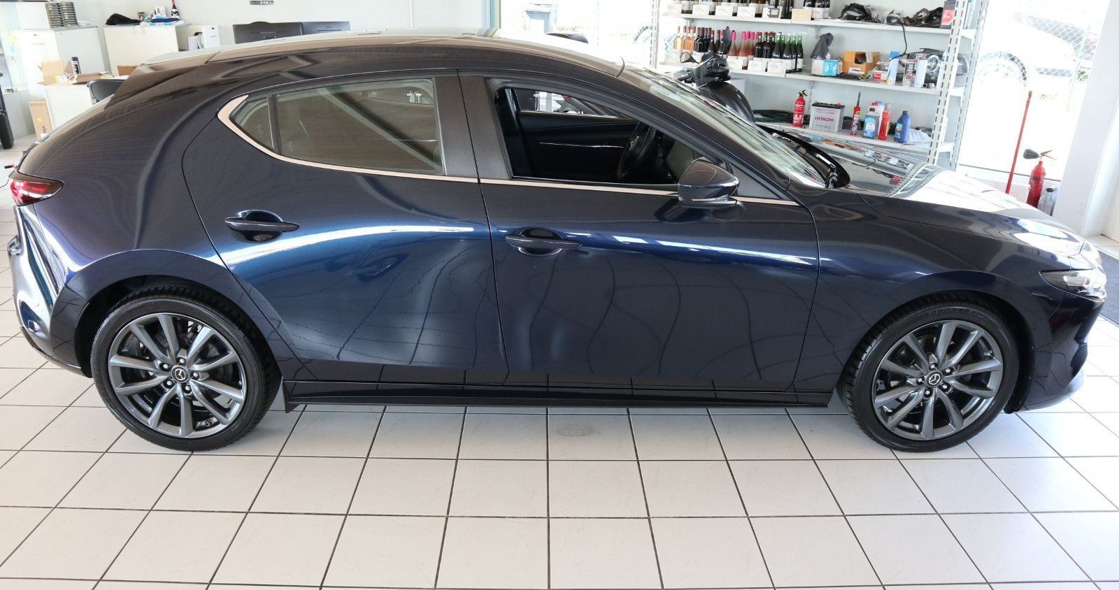 Mazda 3  5-trg. 122PS *AUTOMATIK*NAVI*LED*PDC v+h*RFK* foto 4