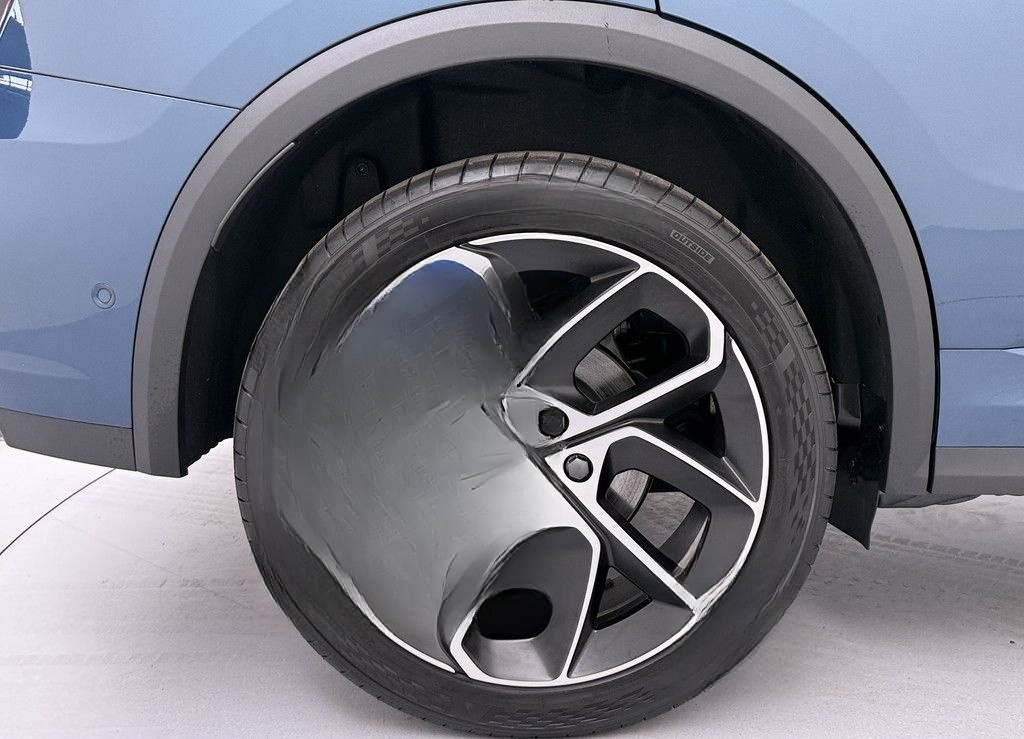 Lynk&Co 01 1.5 TD PHEV KAMERA NAVI W-LAN ACC LED PANO foto 12