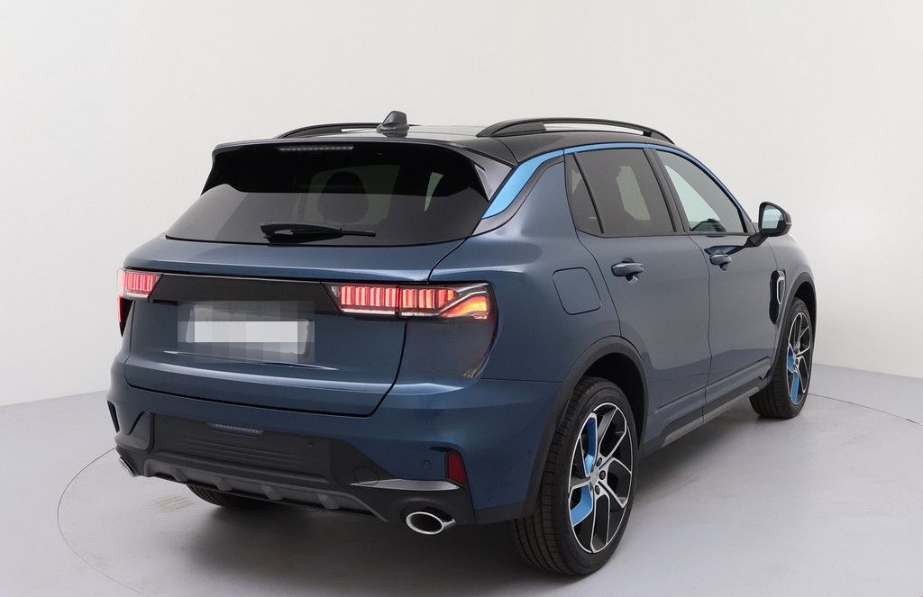 Lynk&Co 01 1.5 TD PHEV KAMERA NAVI W-LAN ACC LED PANO foto 5