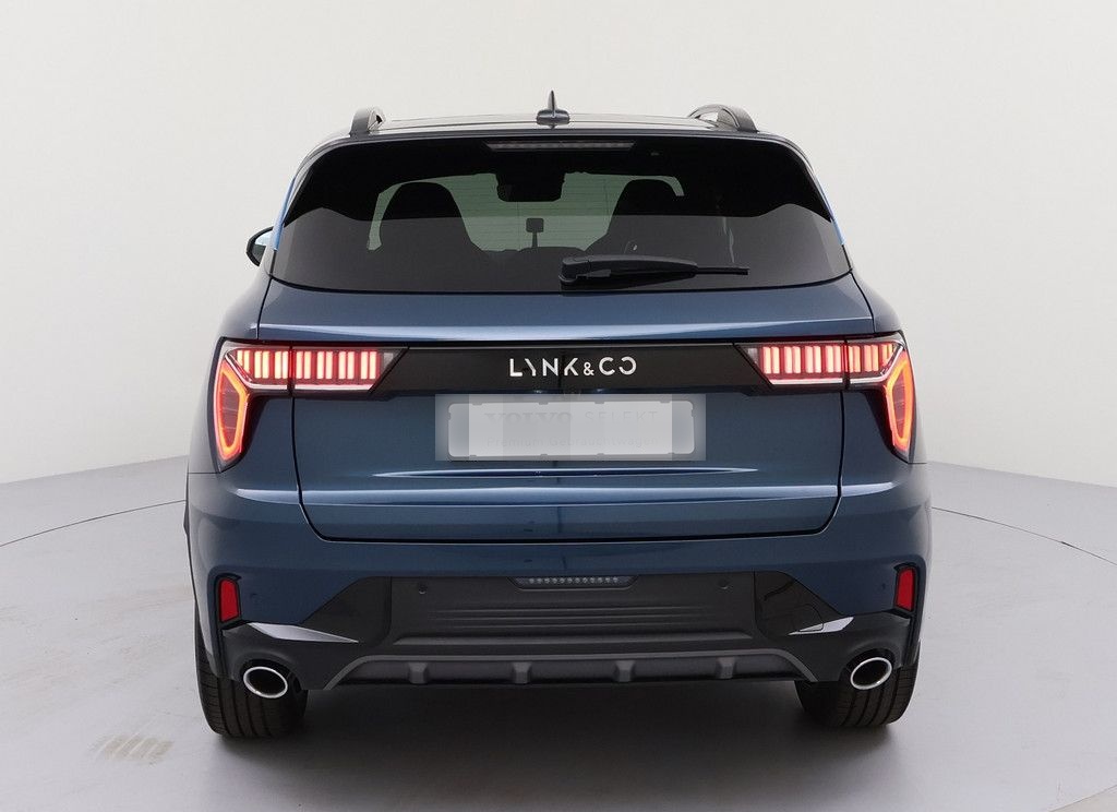 Lynk&Co 01 1.5 TD PHEV KAMERA NAVI W-LAN ACC LED PANO foto 6