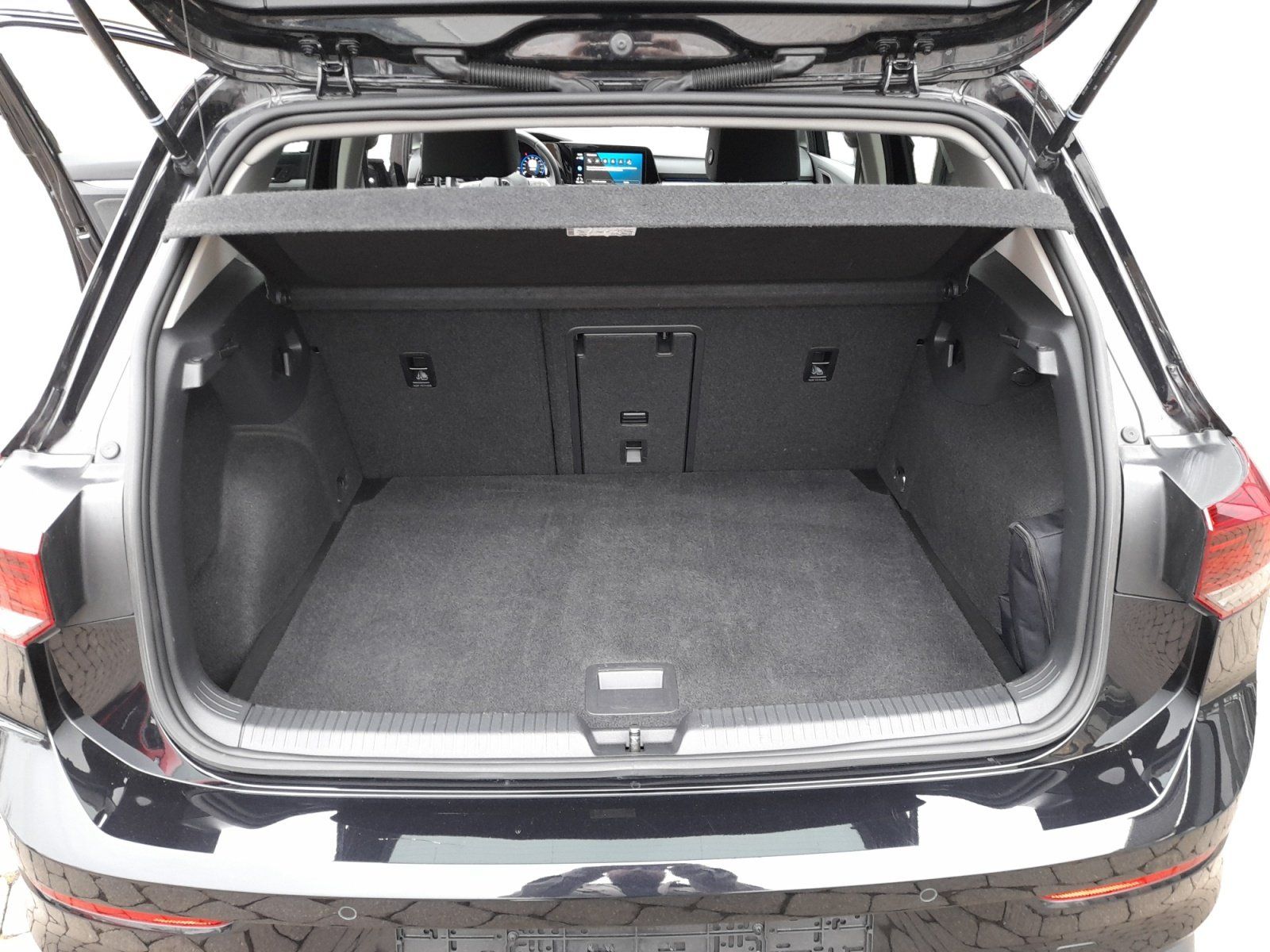 Volkswagen Golf VIII 1.5 TSI Life Navi RFK SHZ CarPlay foto 15