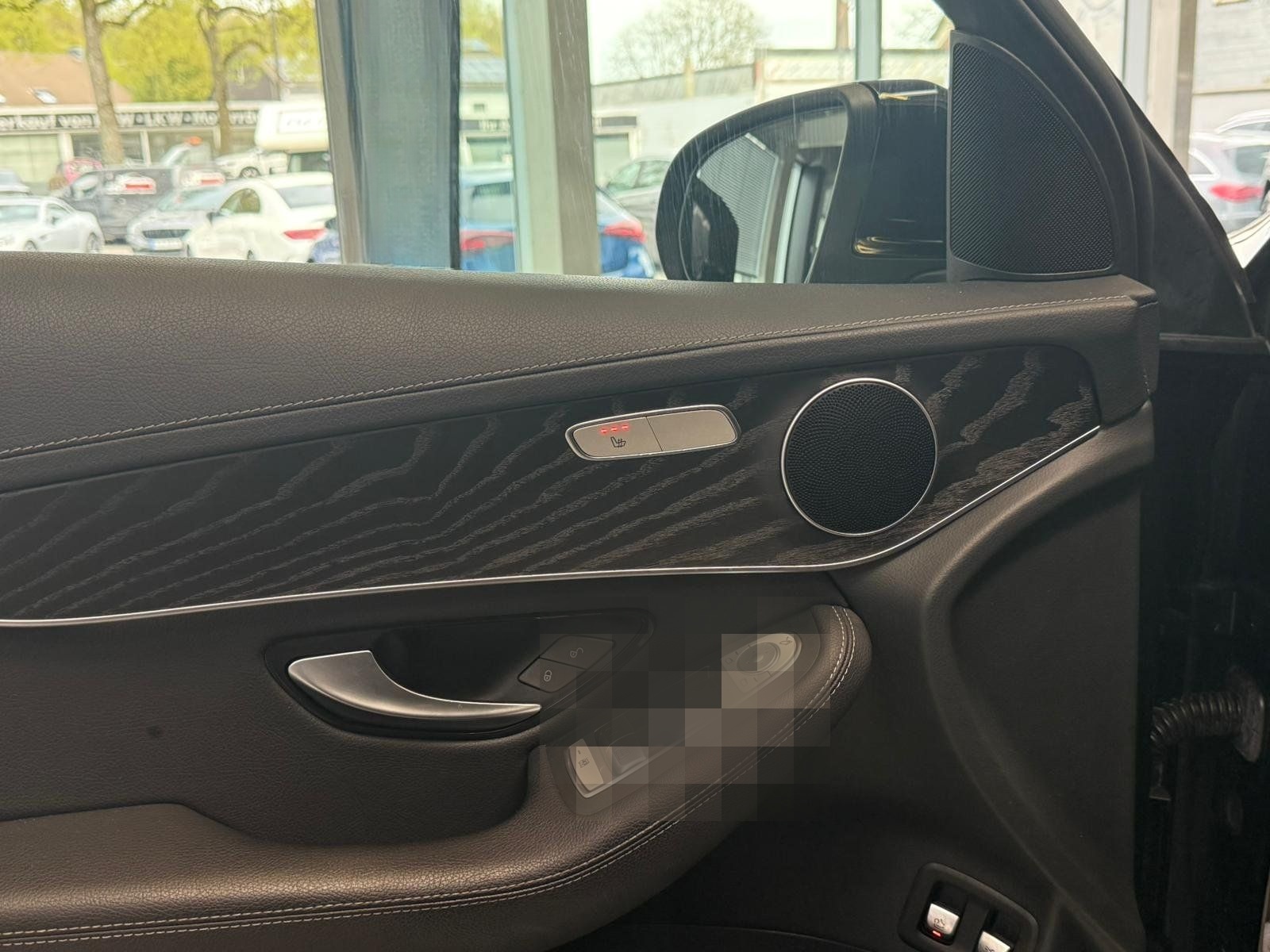 Mercedes-Benz GLC 220 d 4M PANORAMA+TOTWINK+AHK+MULTIBEAM+MBUX foto 13