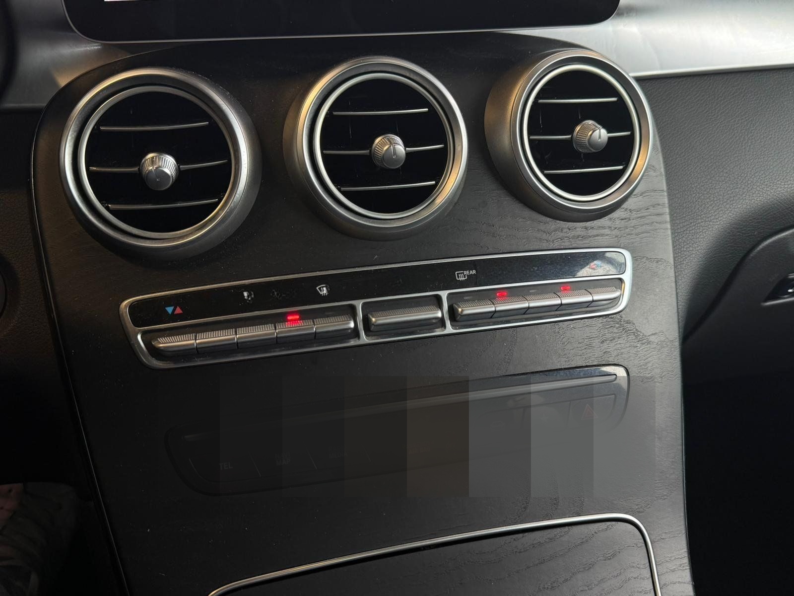 Mercedes-Benz GLC 220 d 4M PANORAMA+TOTWINK+AHK+MULTIBEAM+MBUX foto 23