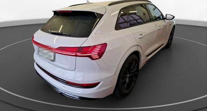 Audi e-tron 55 qu. S line Pano Matrix LM 21" B&O Lede foto 4