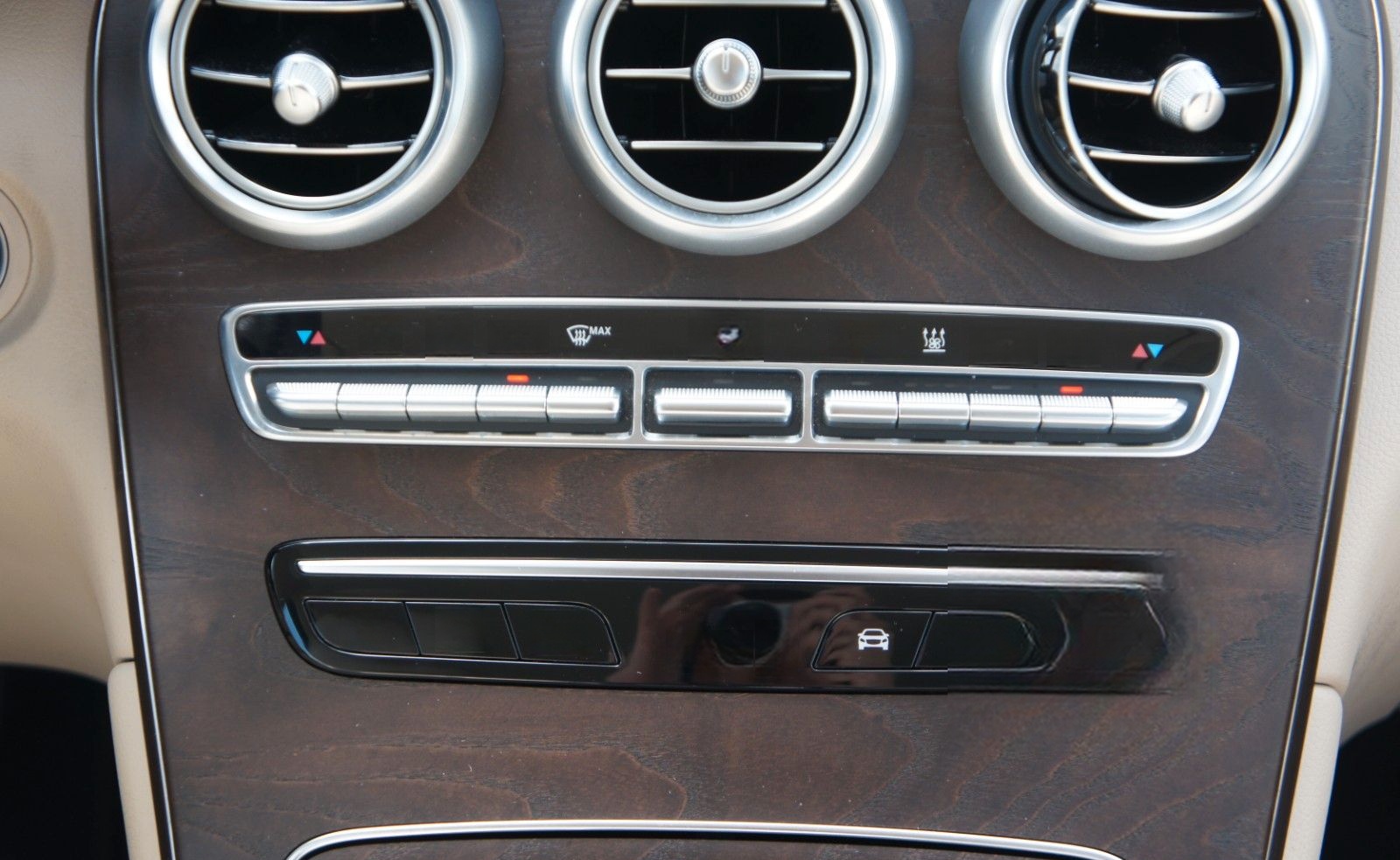 Mercedes-Benz GLC 300e 4M Exclusive*AHK*LEDER*NAV*KAM*BLIS* foto 18