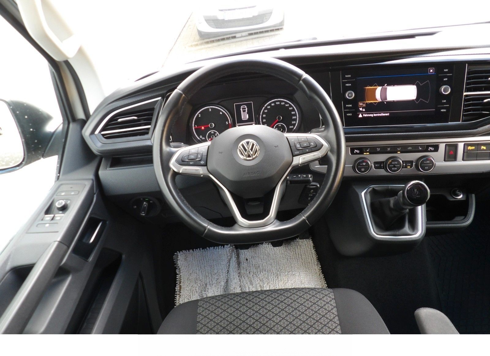 Volkswagen T6.1 Multivan 2.0TDI Sizhg DAB Navi 7-Sitzer foto 3