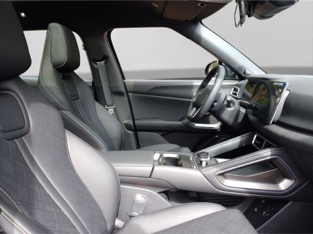 BYD ATTO 2 130kW Active EV Navi Klima Kamera Parksen foto 9