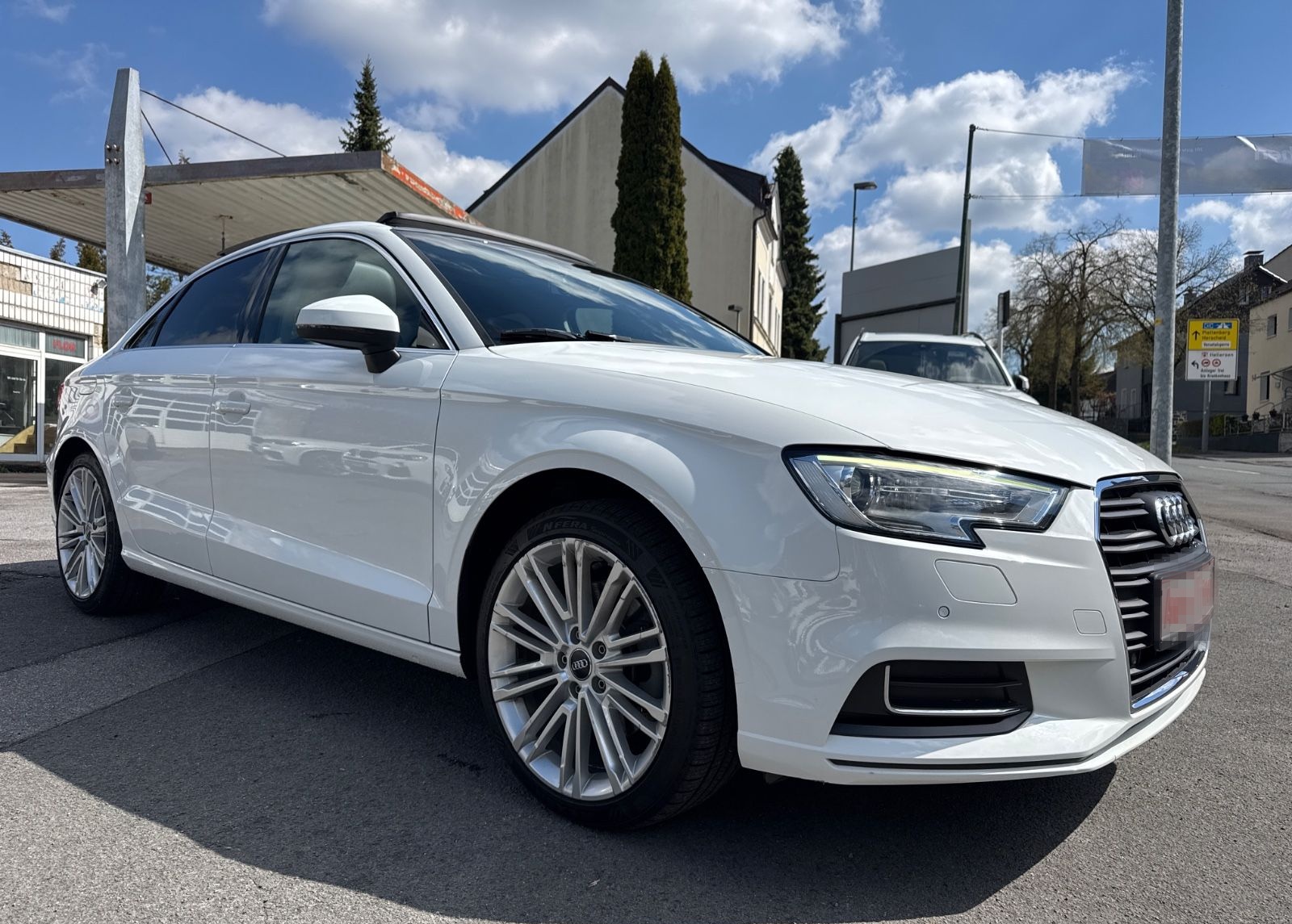 Audi A3 2.0 TFSI S tronic *PANORAMA LEDER* foto 2