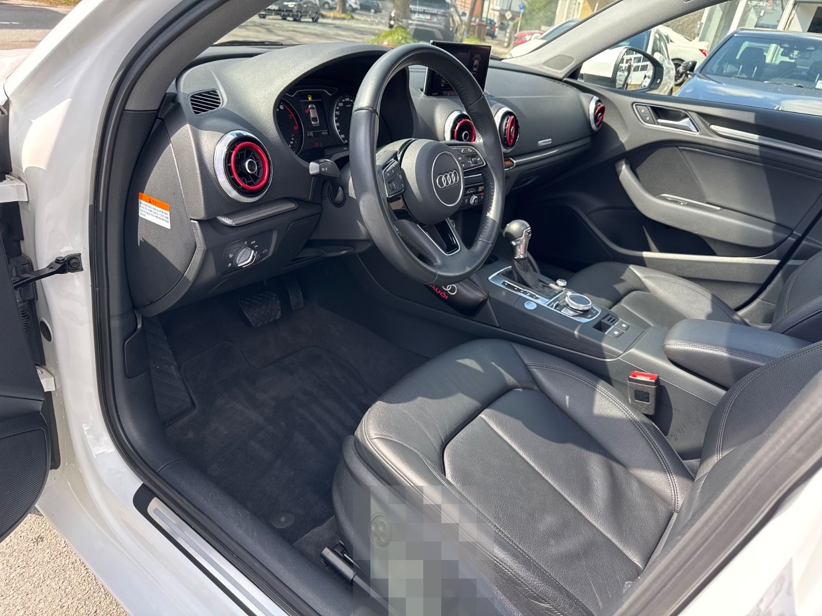 Audi A3 2.0 TFSI S tronic *PANORAMA LEDER* foto 13