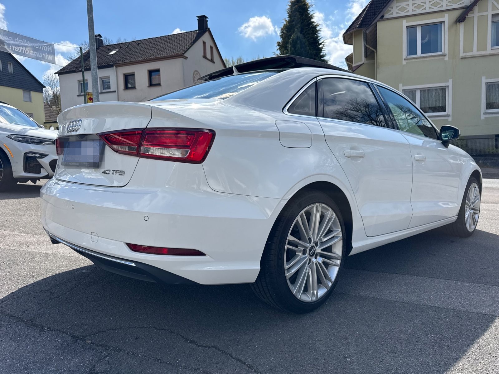 Audi A3 2.0 TFSI S tronic *PANORAMA LEDER* foto 4