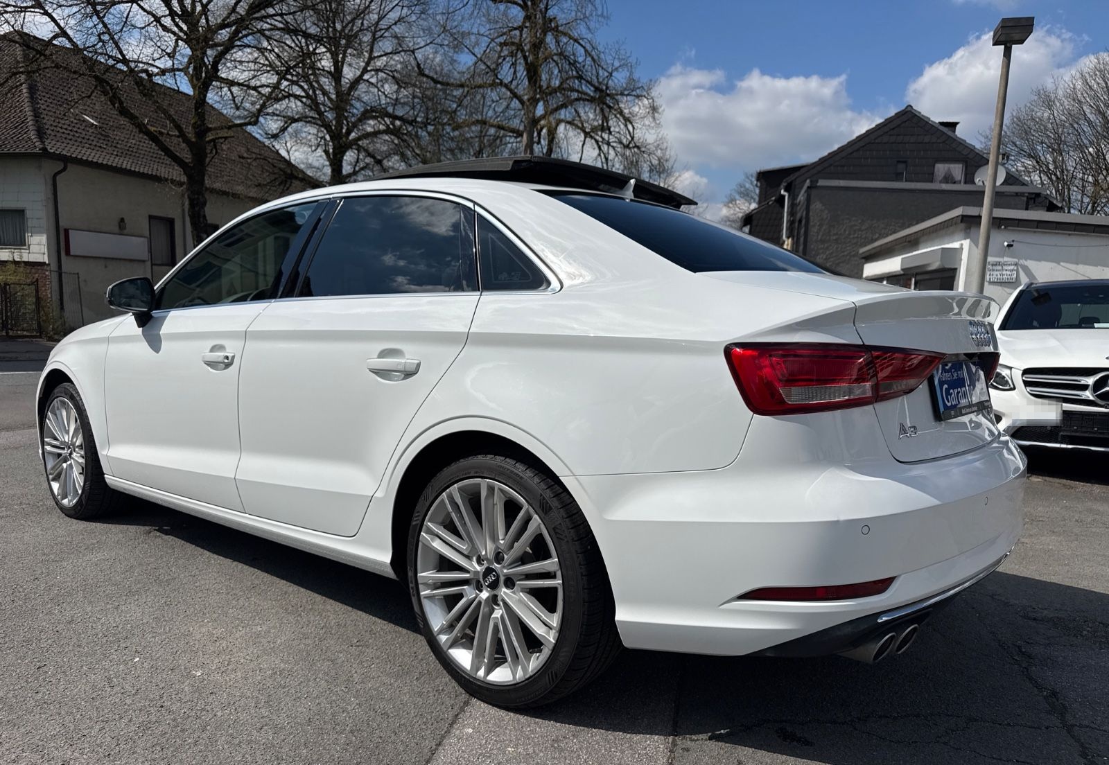 Audi A3 2.0 TFSI S tronic *PANORAMA LEDER* foto 6