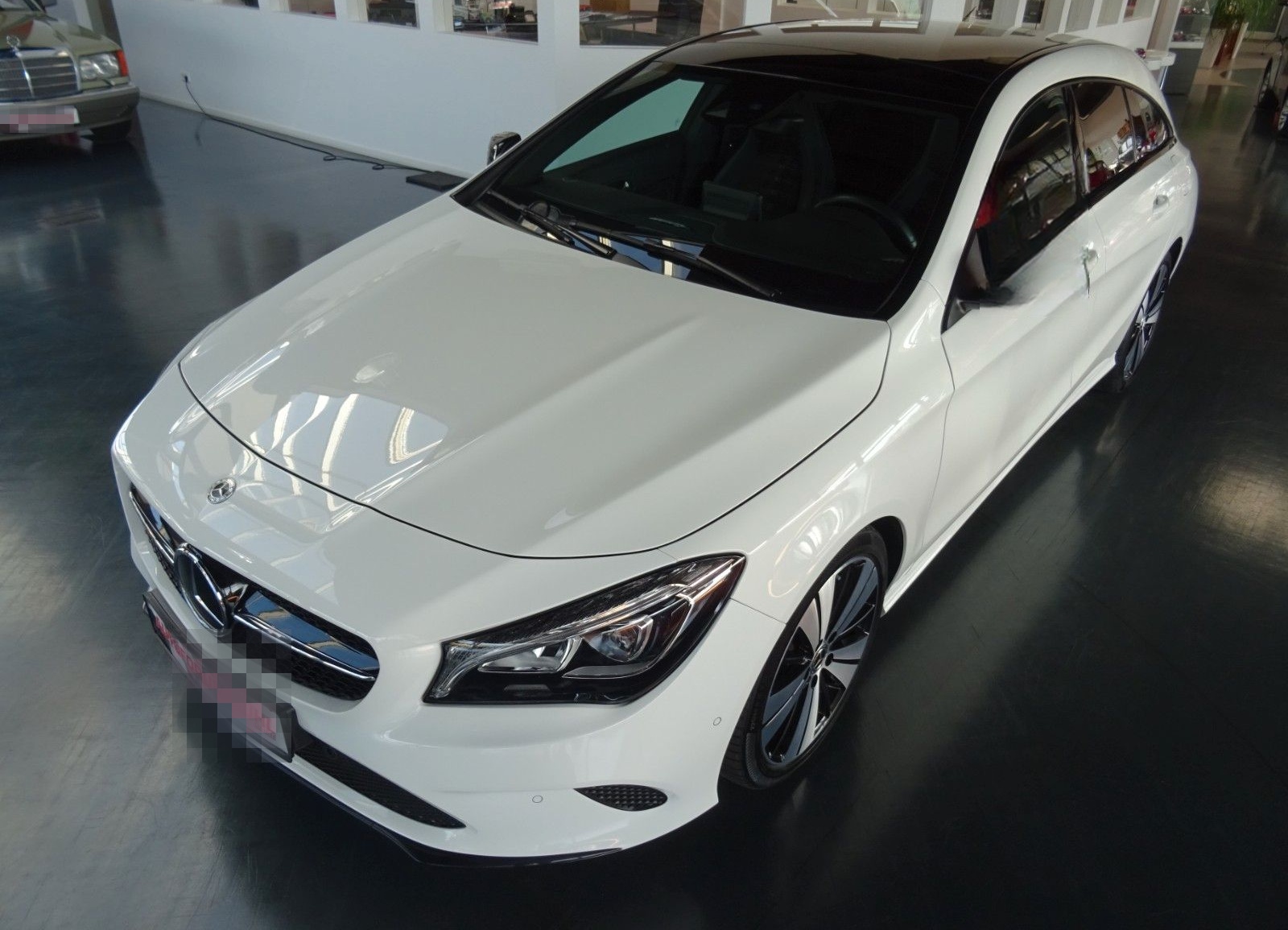 Mercedes-Benz CLA 200 SB Urban/ Autom./ Navi/ LED/ Night/ Pano foto 3