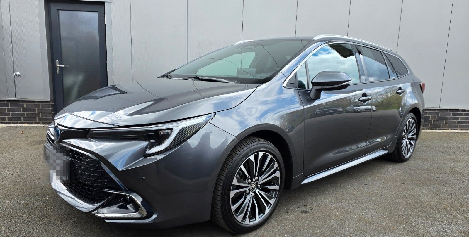 Toyota Corolla Touring Sports Hybrid Teamplayer foto 2