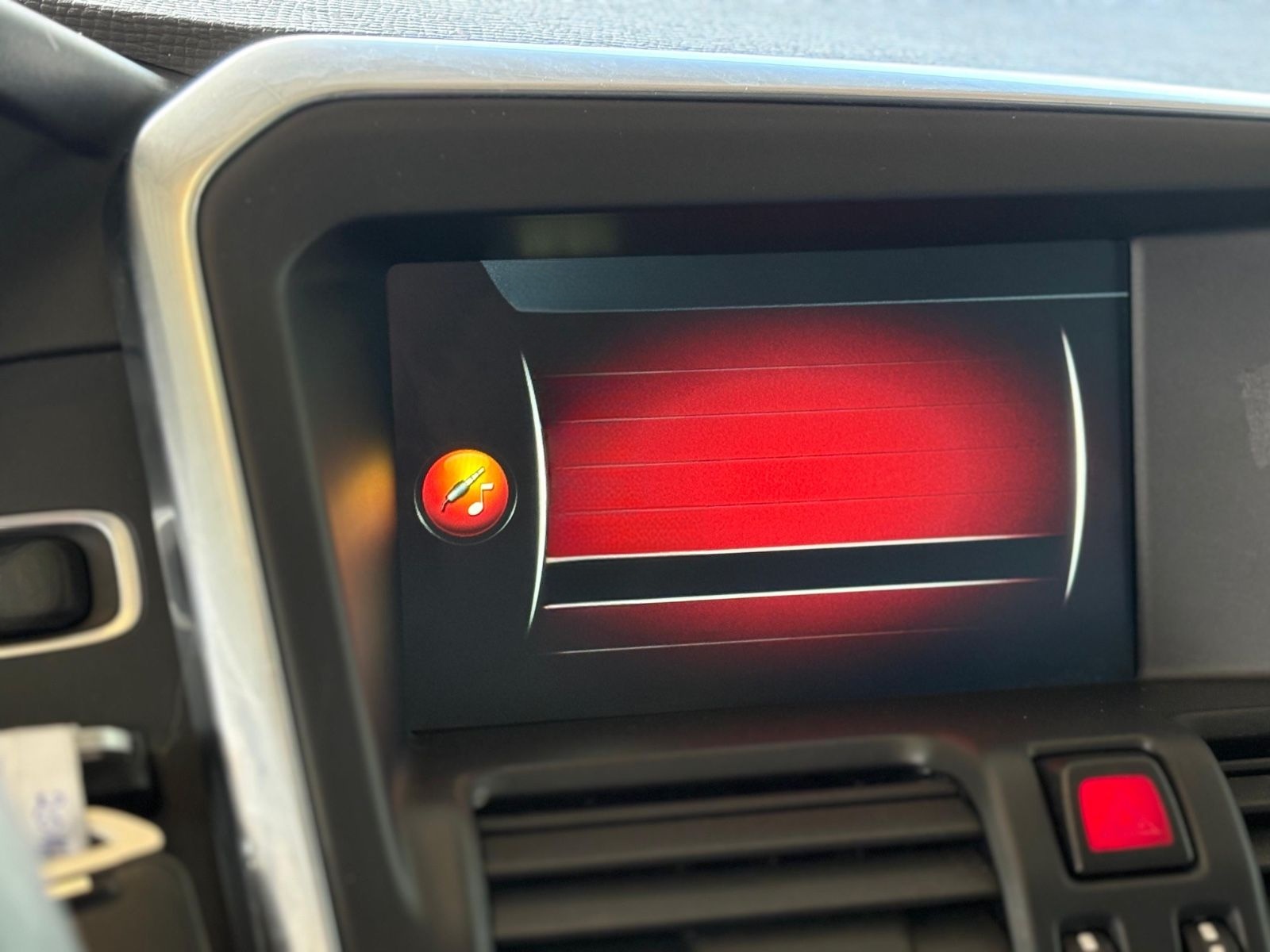 Volvo XC 60D4 Summum-Navi-Leder-Automatik-Xenon-AHK foto 13