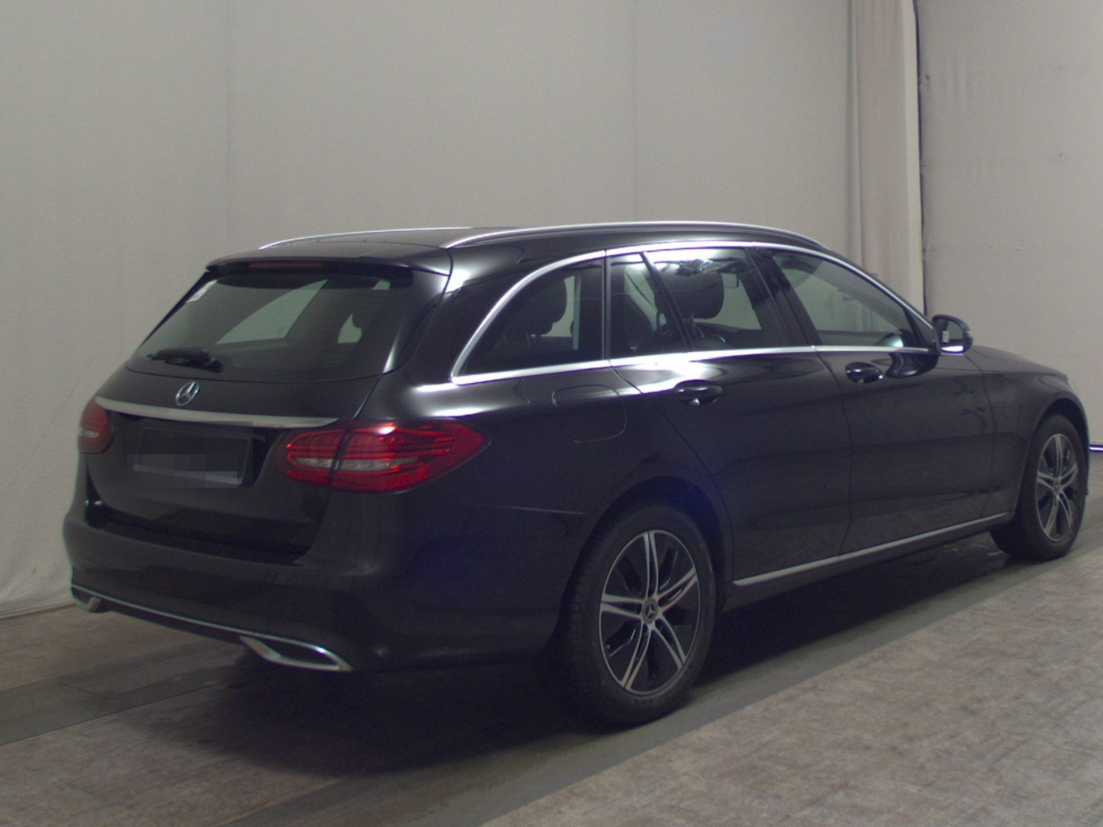 Mercedes-Benz C 200 T d Avantgarde Navi Multibeam Pano RFK foto 4