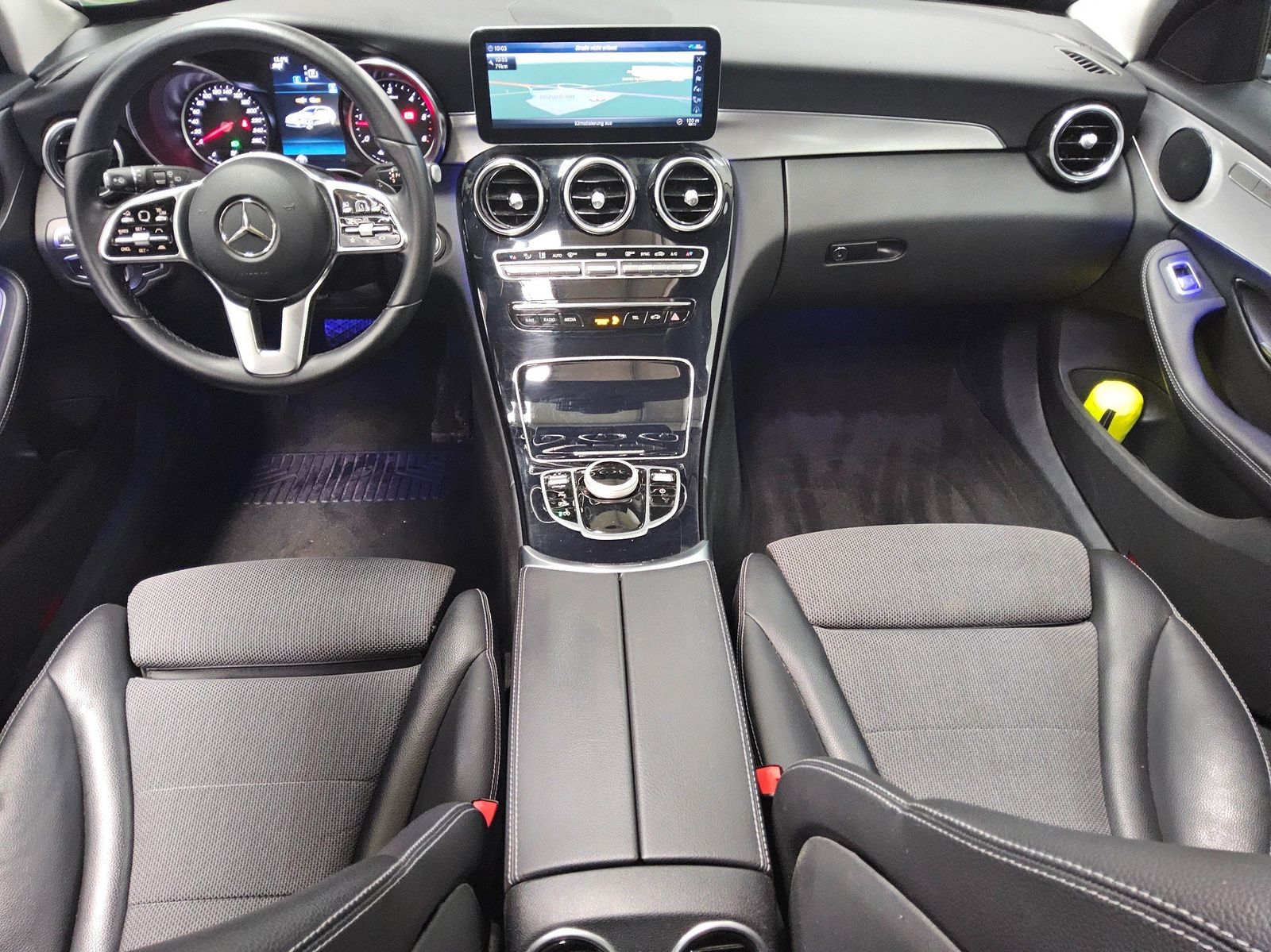Mercedes-Benz C 200 T d Avantgarde Navi Multibeam Pano RFK foto 5