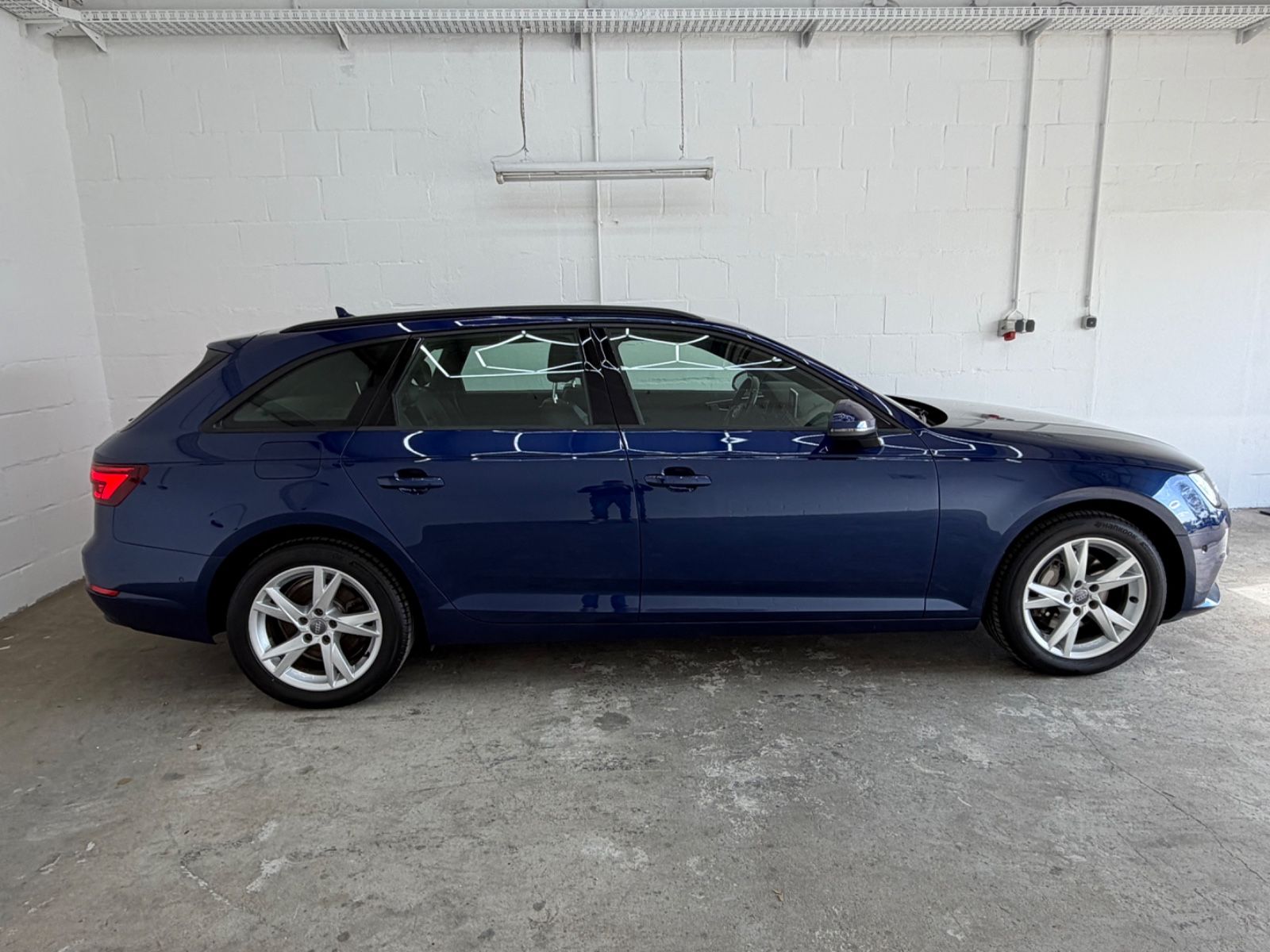 Audi A4 Avant 2.0 TDI S tronic foto 8