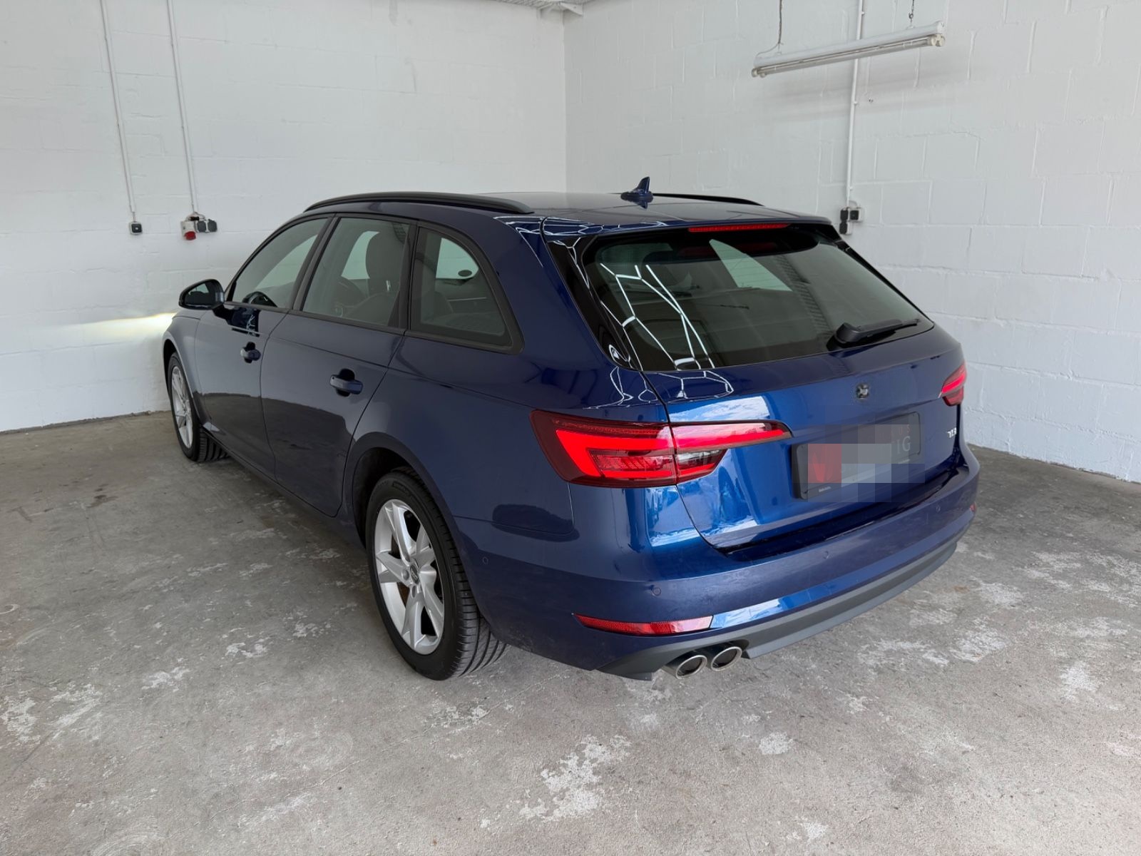 Audi A4 Avant 2.0 TDI S tronic foto 9