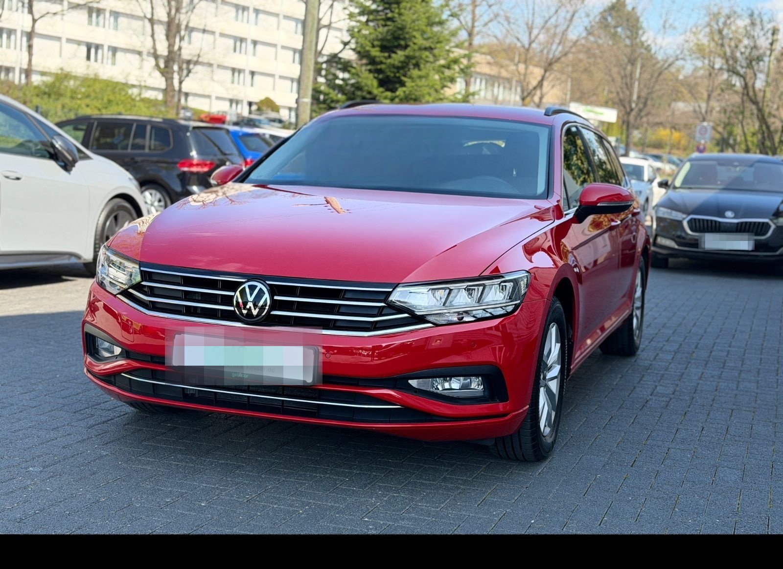 Volkswagen Passat Variant Business / Digital / ACC / LANE foto 4