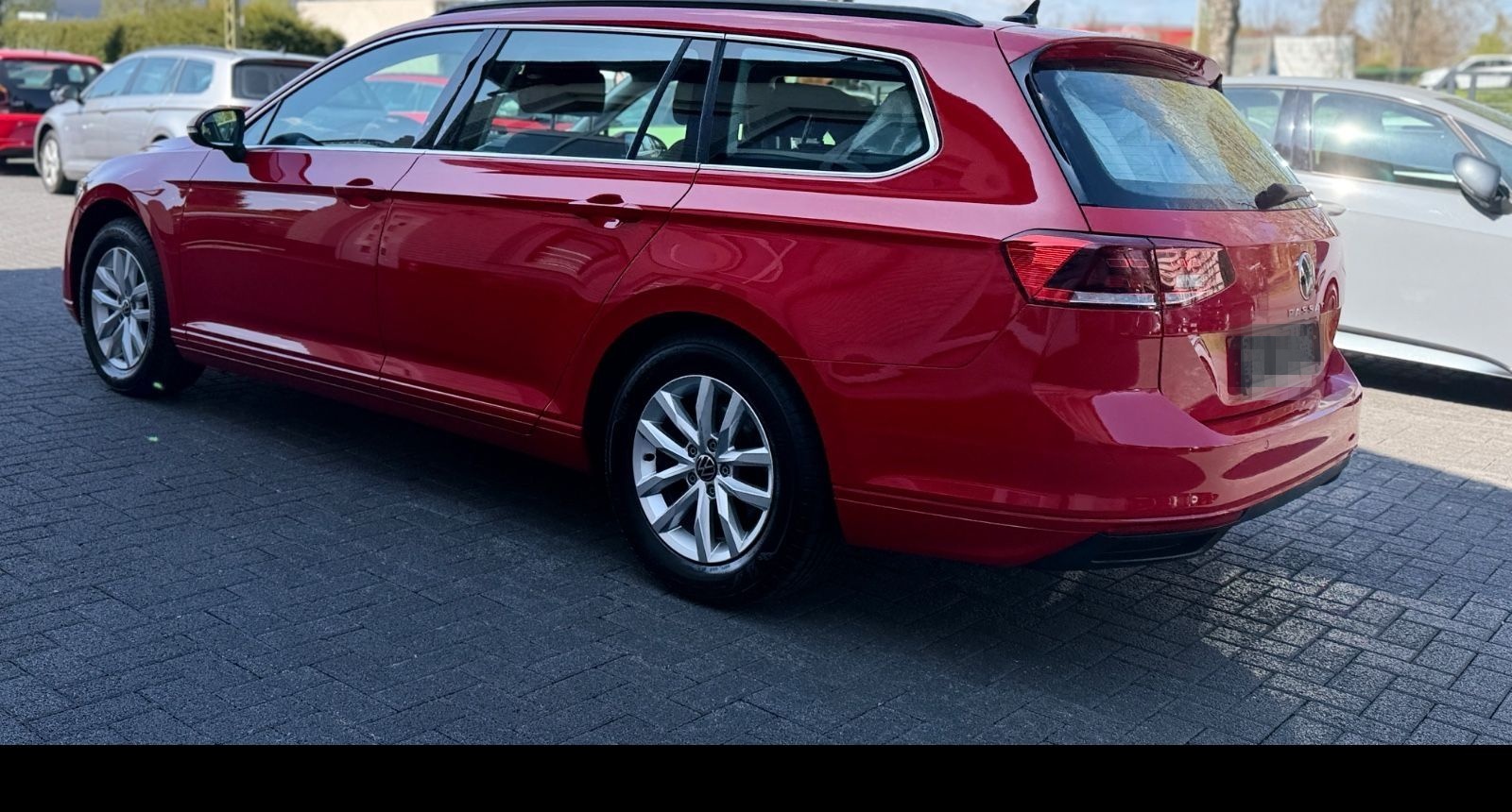 Volkswagen Passat Variant Business / Digital / ACC / LANE foto 8