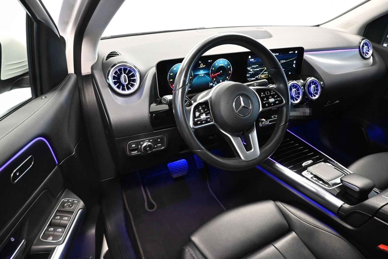 Mercedes-Benz B 180 *KAMERA *AHK *LED *SHZ *MBUX *AMBIENTE foto 15