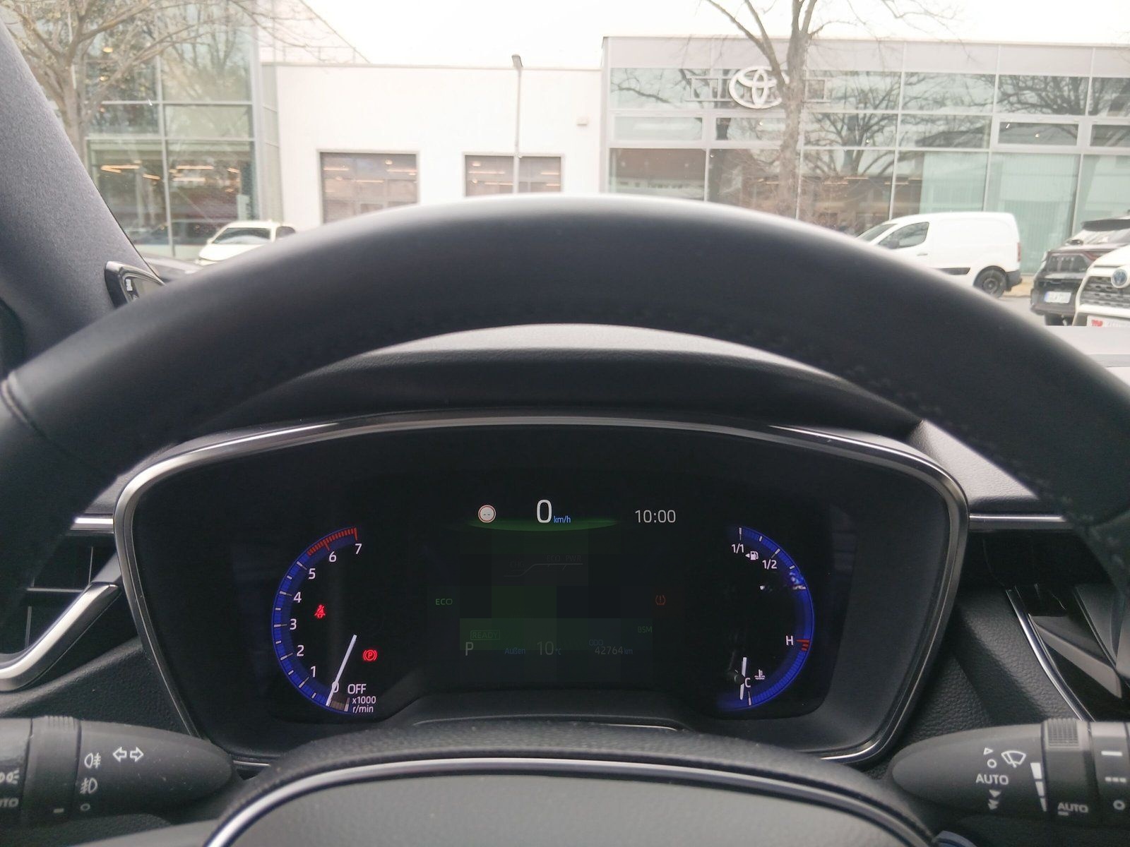 Toyota Corolla  Hybrid Club foto 11