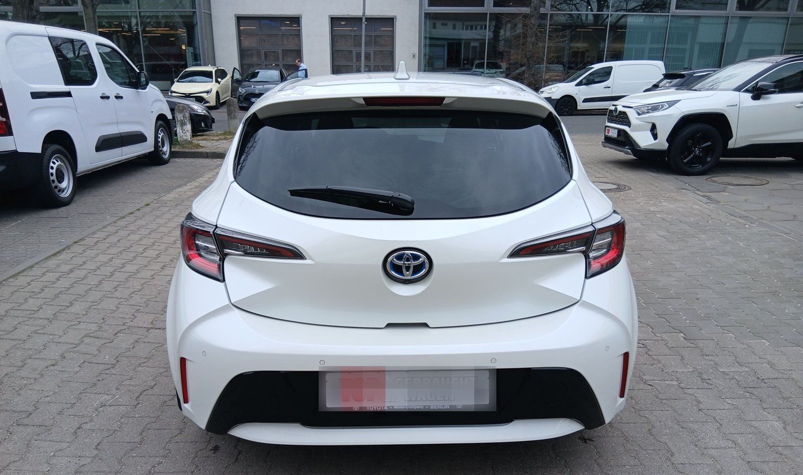 Toyota Corolla  Hybrid Club foto 7