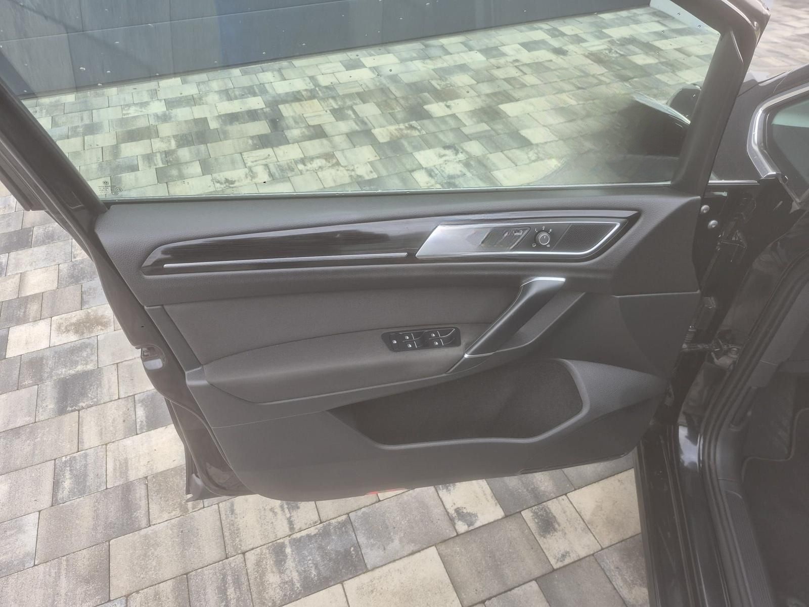 Volkswagen Golf Sportsvan Kamera v + h , Media Controll, Pa foto 8