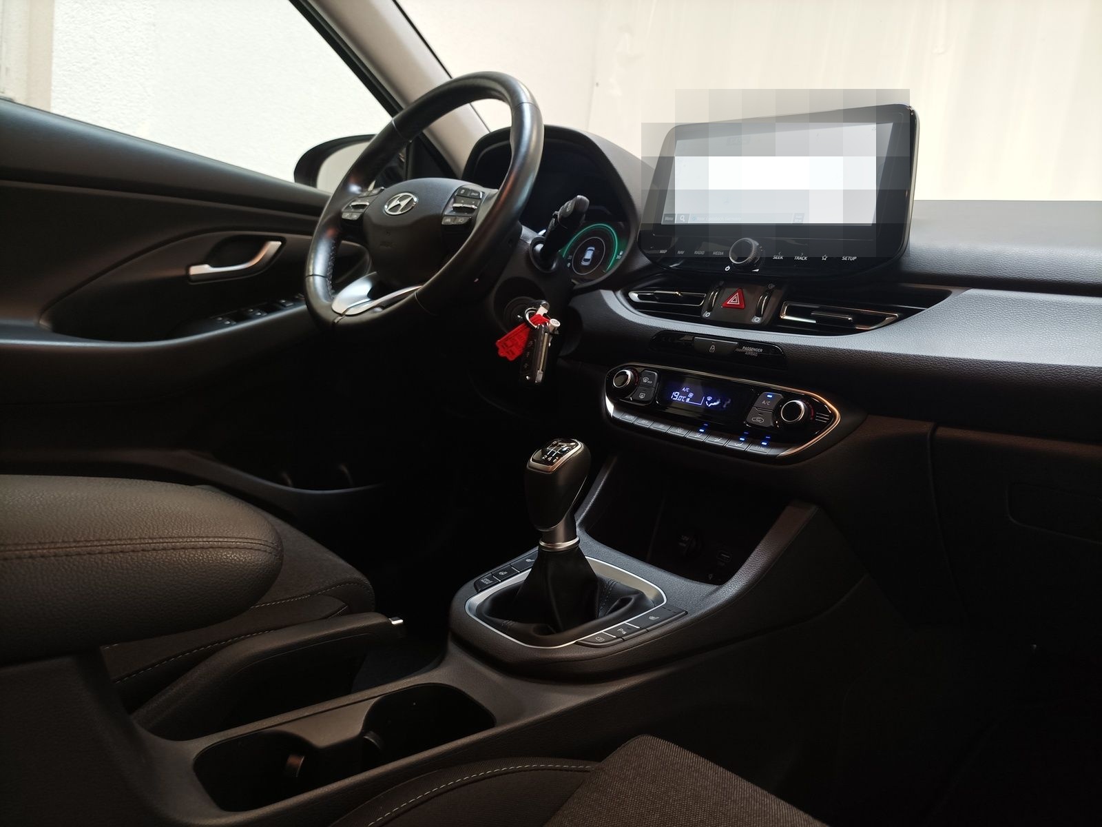 Hyundai i30 1.5 T-GDI Intro|Navi|LED|Tempomat foto 13