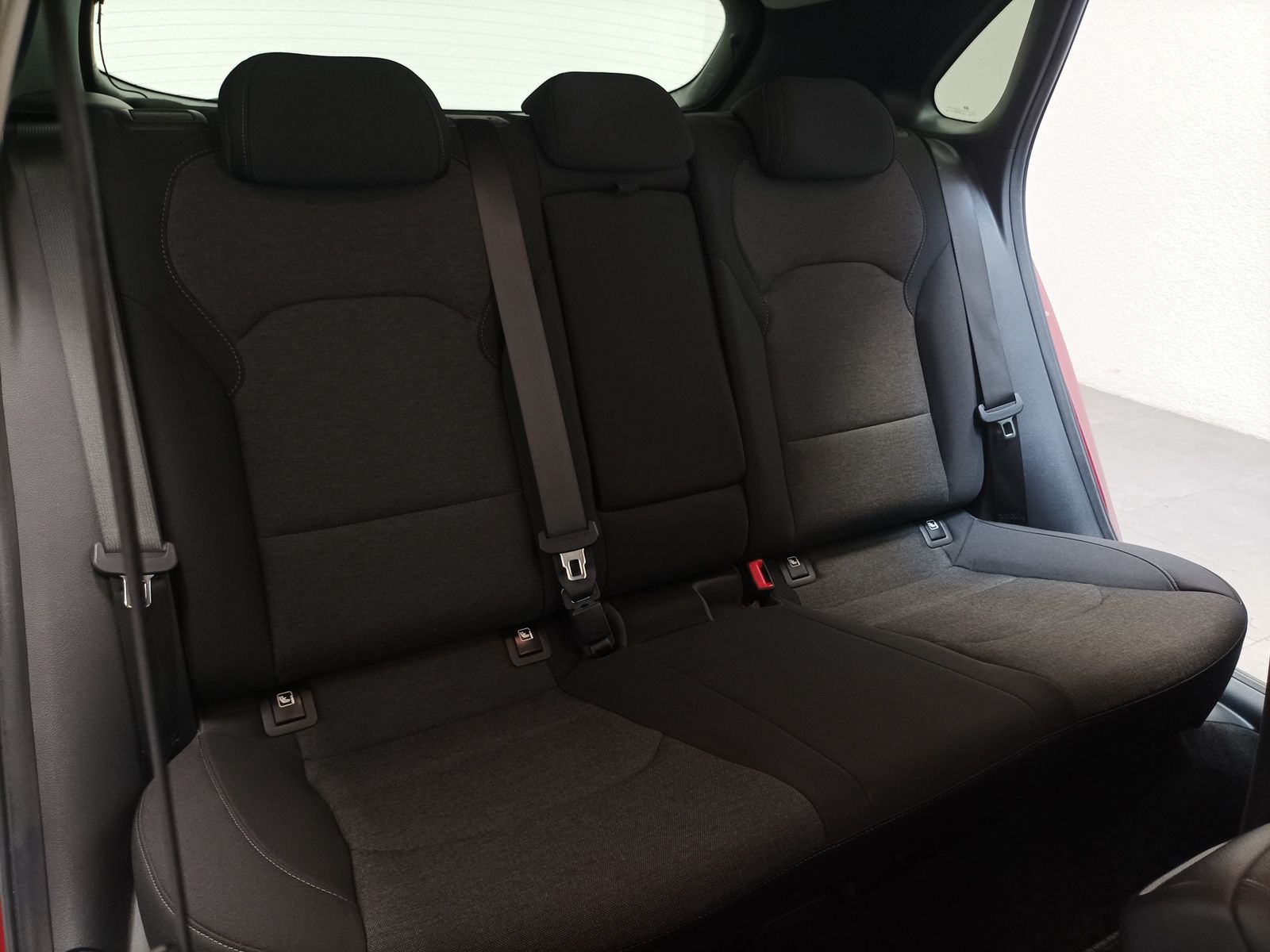 Hyundai i30 1.5 T-GDI Intro|Navi|LED|Tempomat foto 15