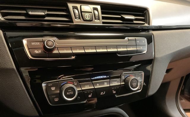 BMW X1 sDrive 16d Advantage LED,Navi,Rückfahrkamera foto 15