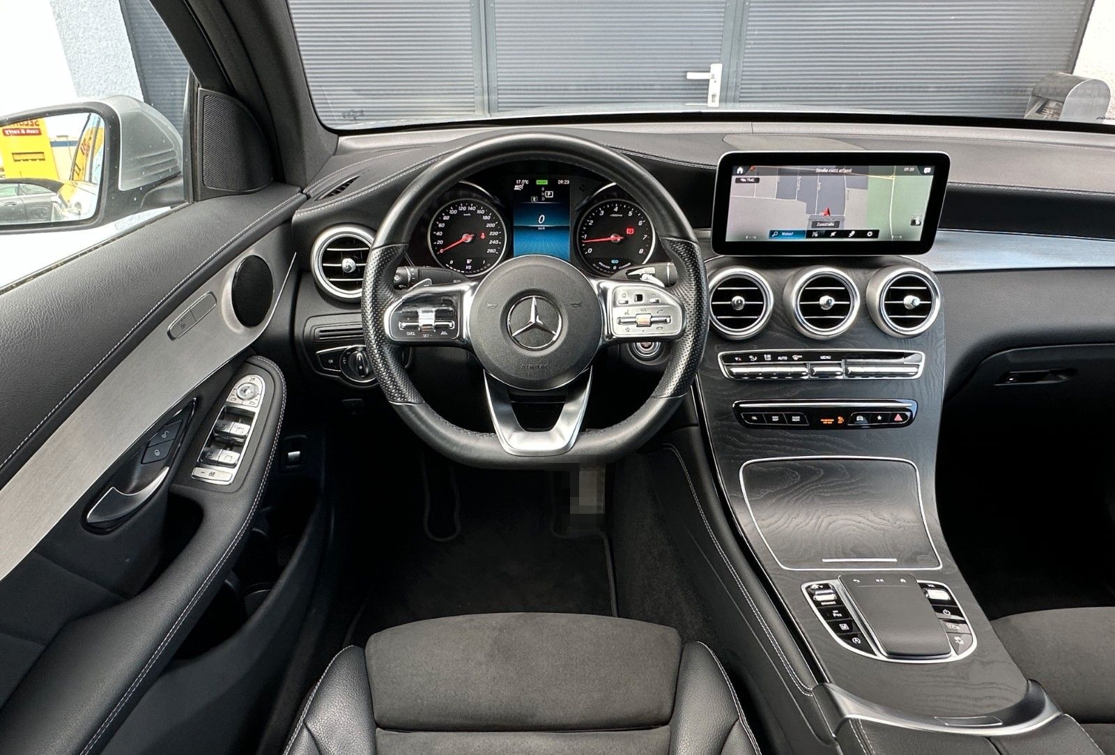 Mercedes-Benz GLC 300 Coupe 4M*3X AMG*ACC*KEYGO*MBUX*KAMERA foto 12