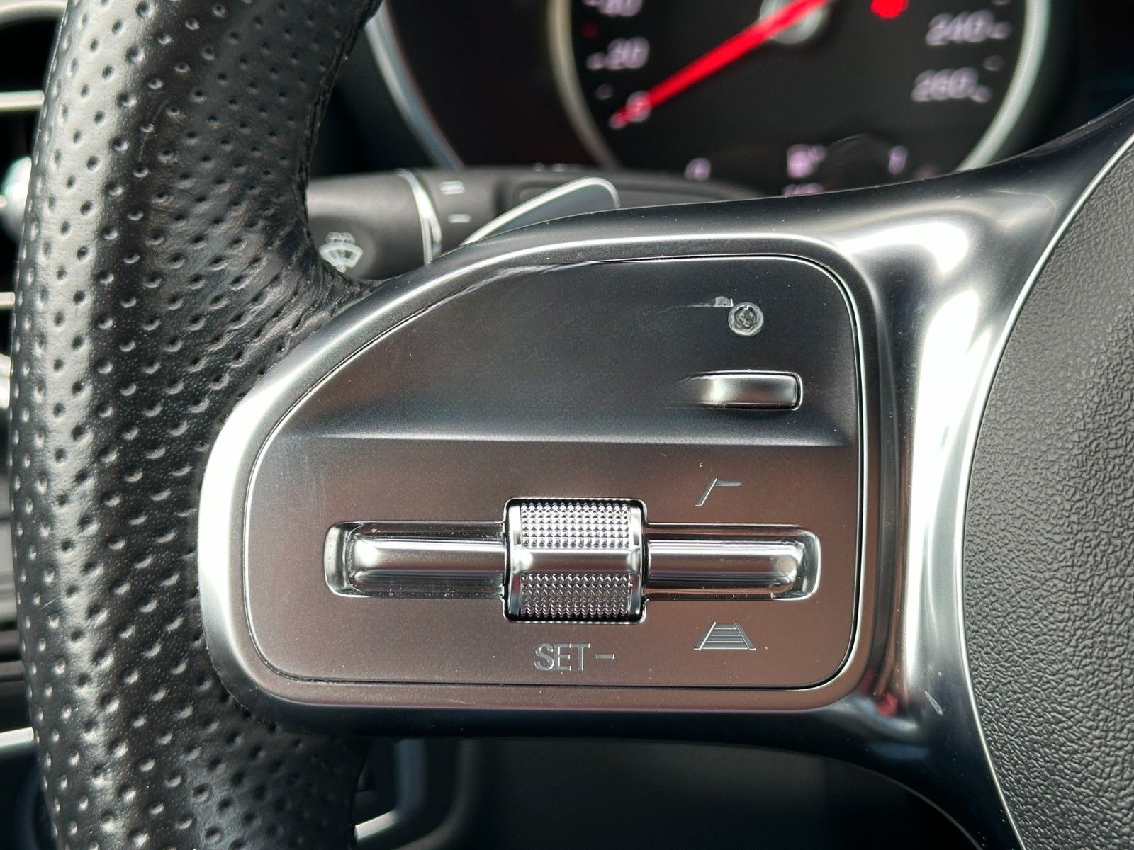 Mercedes-Benz GLC 300 Coupe 4M*3X AMG*ACC*KEYGO*MBUX*KAMERA foto 10