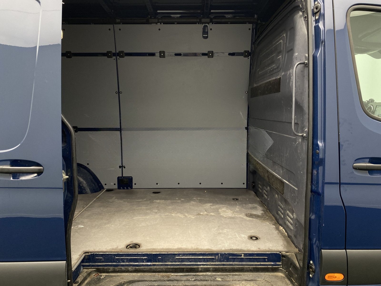 Mercedes-Benz Sprinter 319 Aut.*3,0 V6* AHK 2,8t+KAMERA+NAVI 4 foto 15