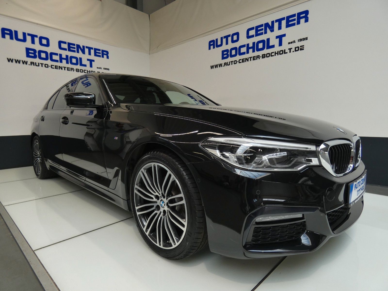 BMW 520 d xDrive M Sportpaket*Leder*HEAD*RFK*DAB*HiF foto 3