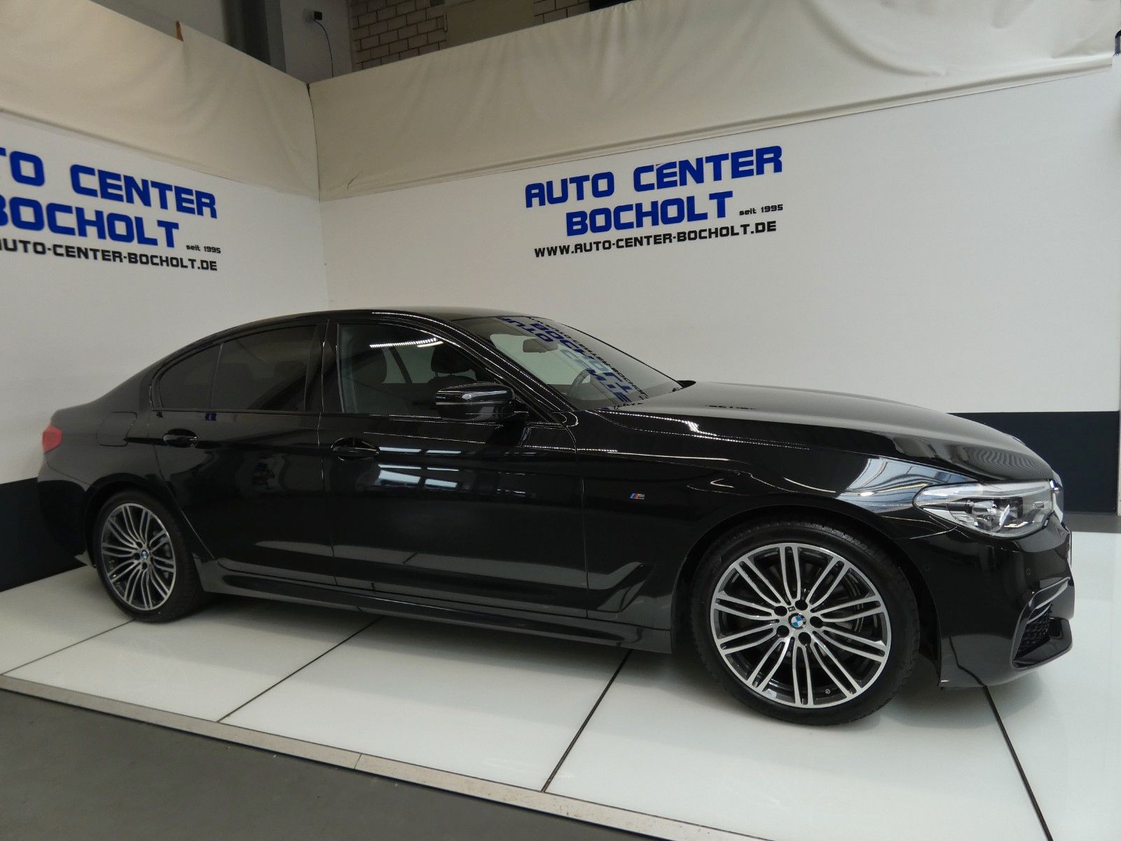 BMW 520 d xDrive M Sportpaket*Leder*HEAD*RFK*DAB*HiF foto 4