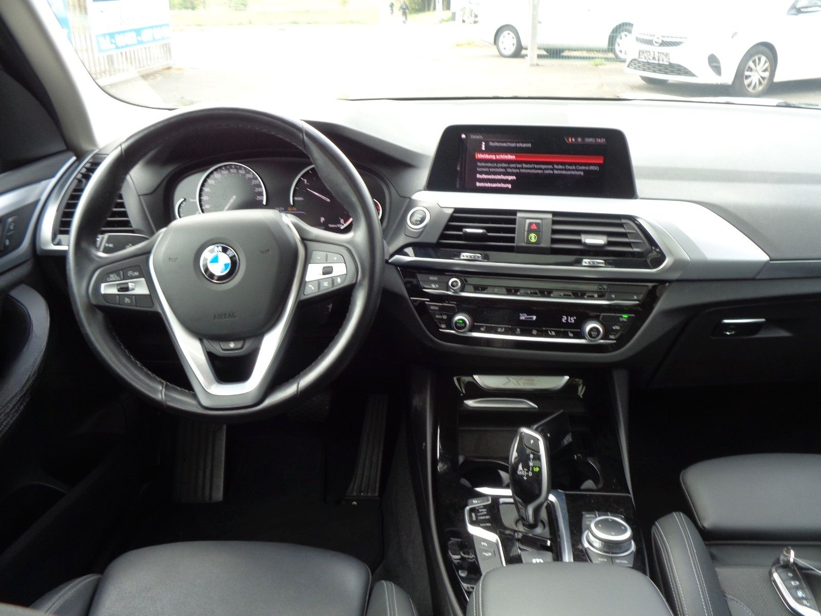BMW X3 xDrive 30 d Panorama, AHK, nur 75.000 km foto 9