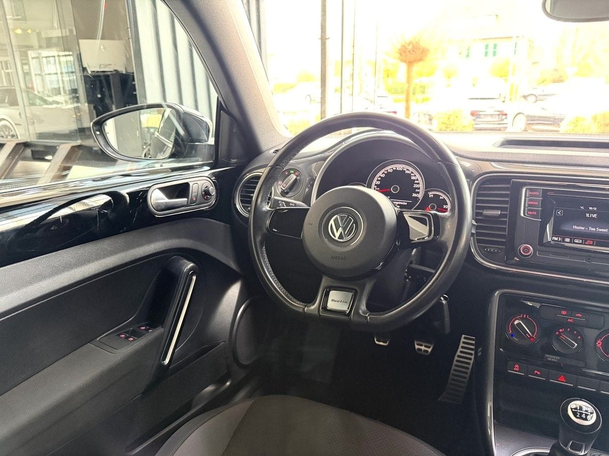 Volkswagen Beetle Cabriolet 1.4 TSI BMT R-Line PDC Klima foto 12
